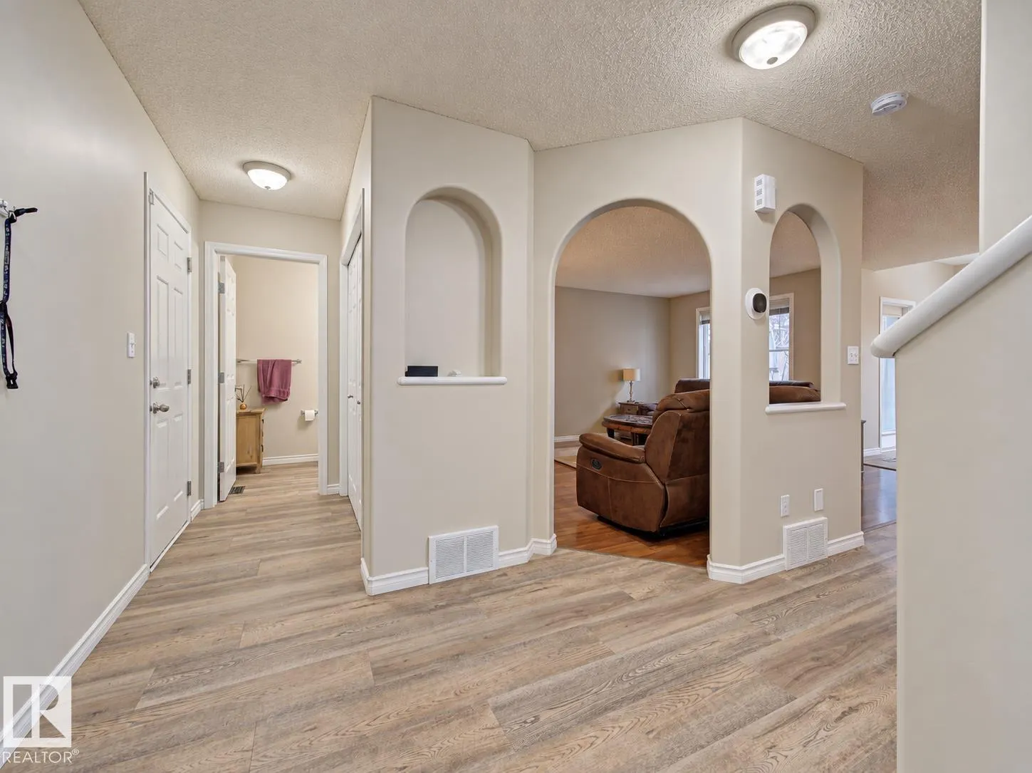 237 WESTWOOD Lane