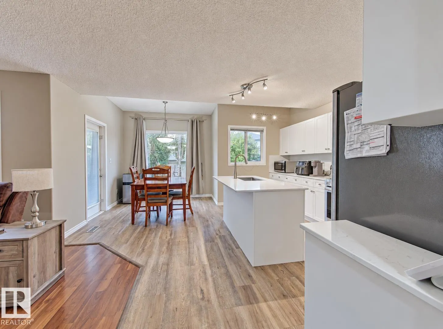 237 WESTWOOD Lane
