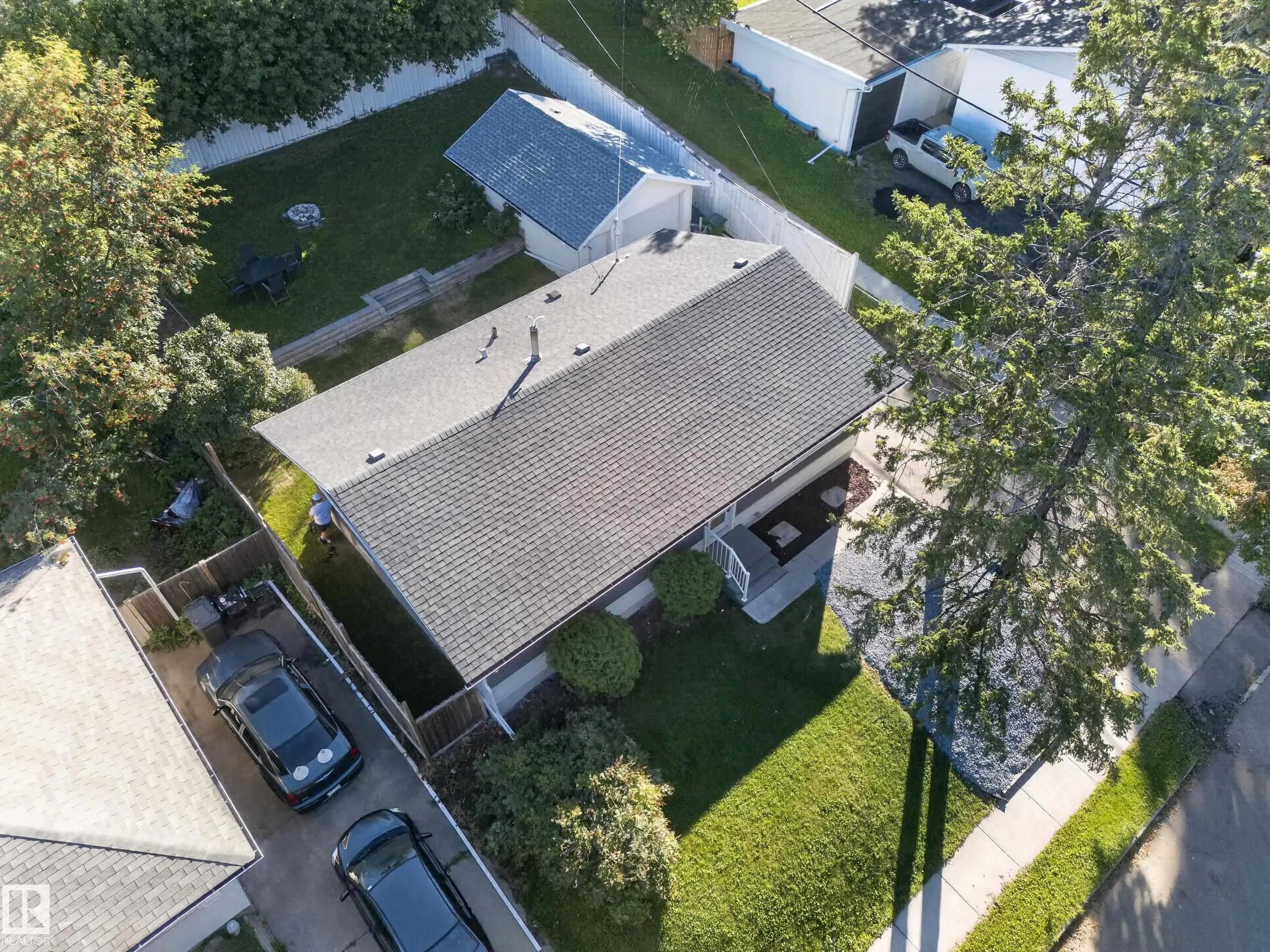 21 SHERIDAN Drive