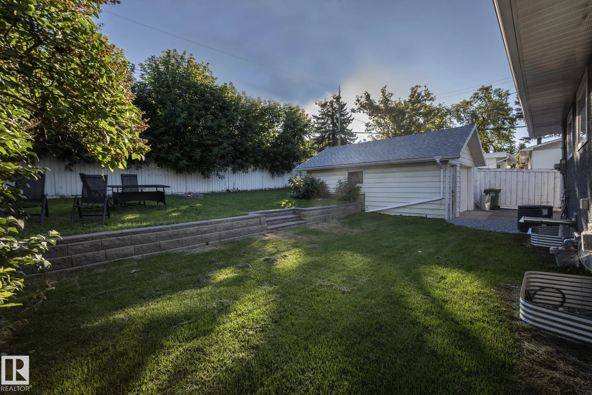 21 SHERIDAN Drive
