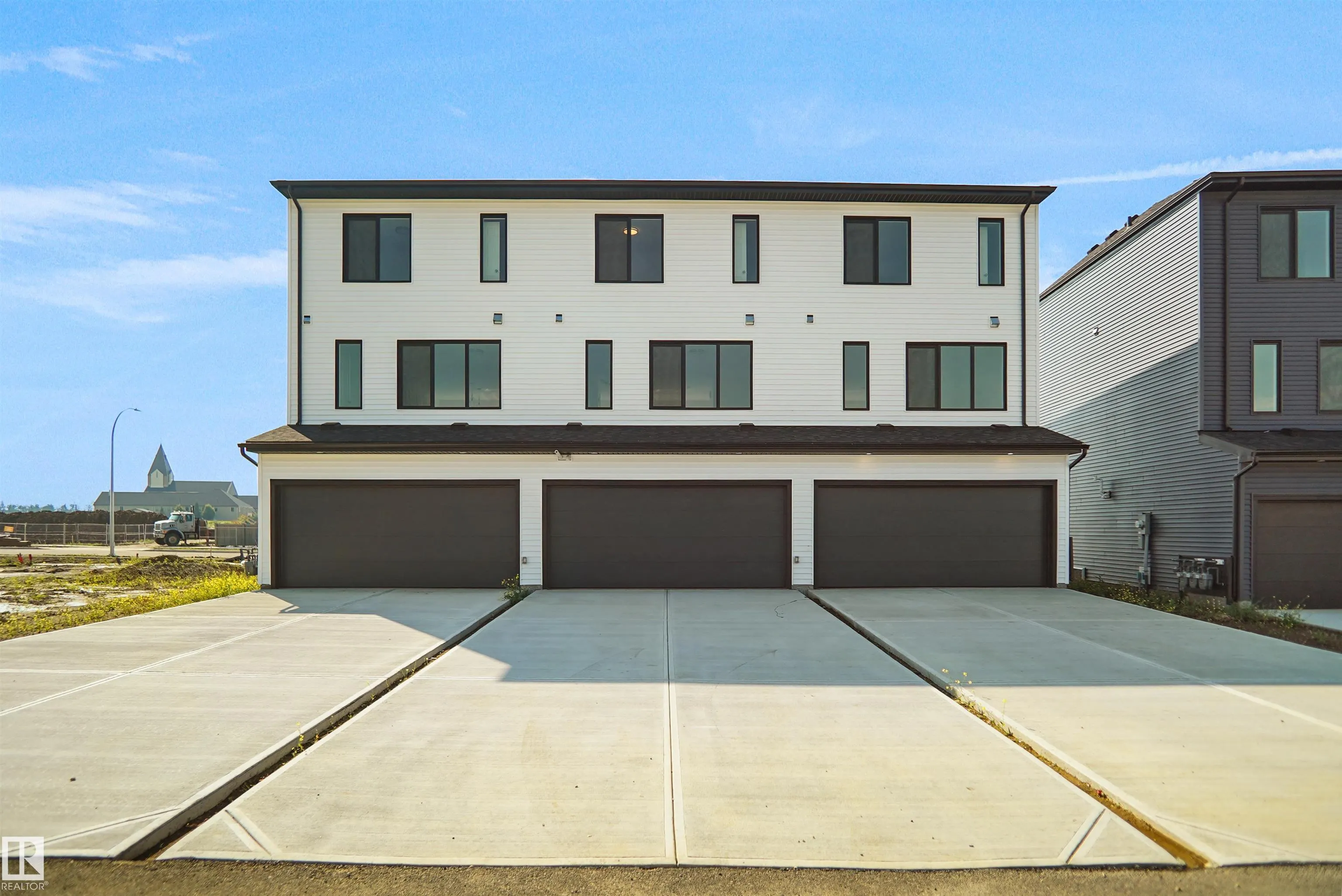 124 COPPERHAVEN Drive