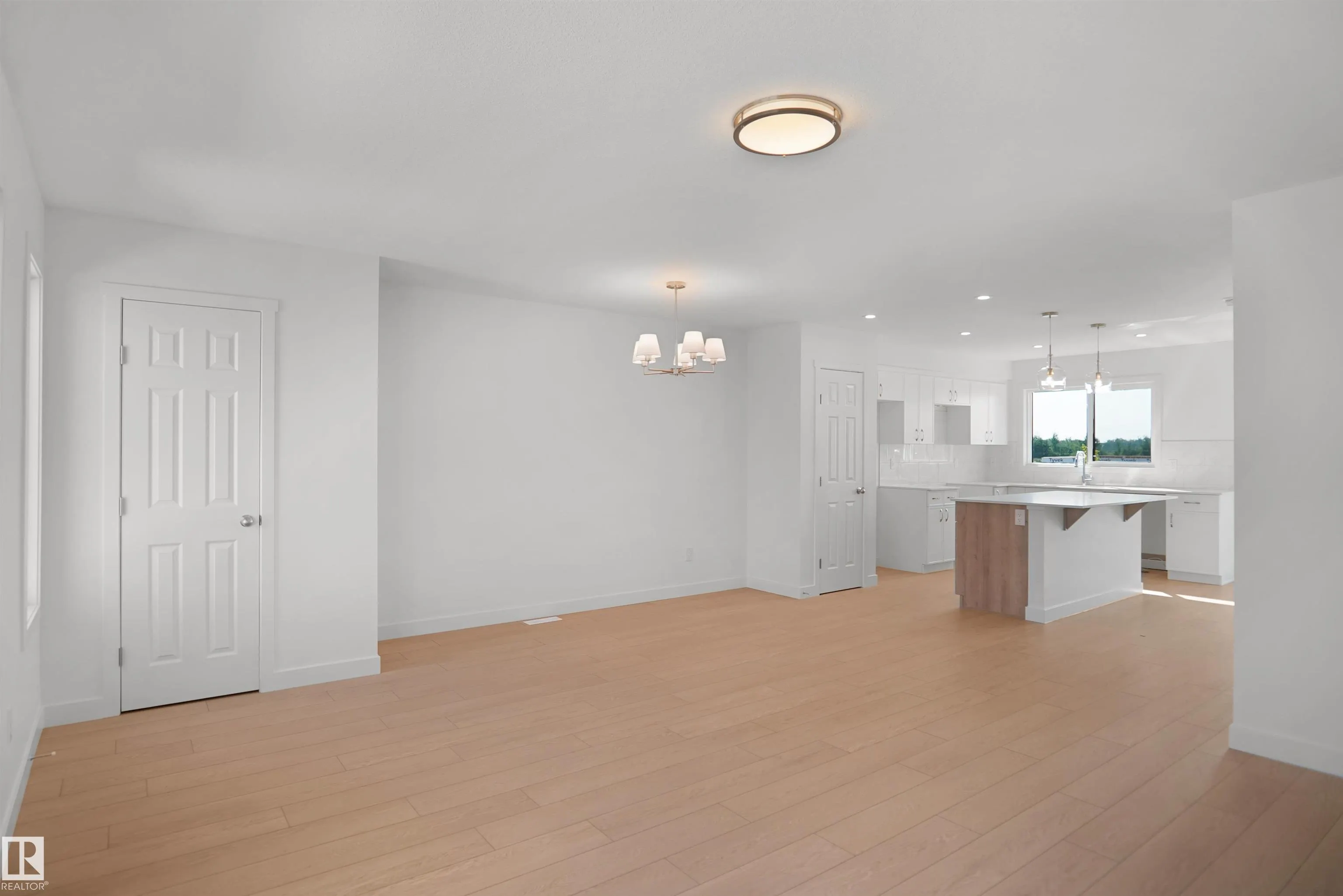124 COPPERHAVEN Drive