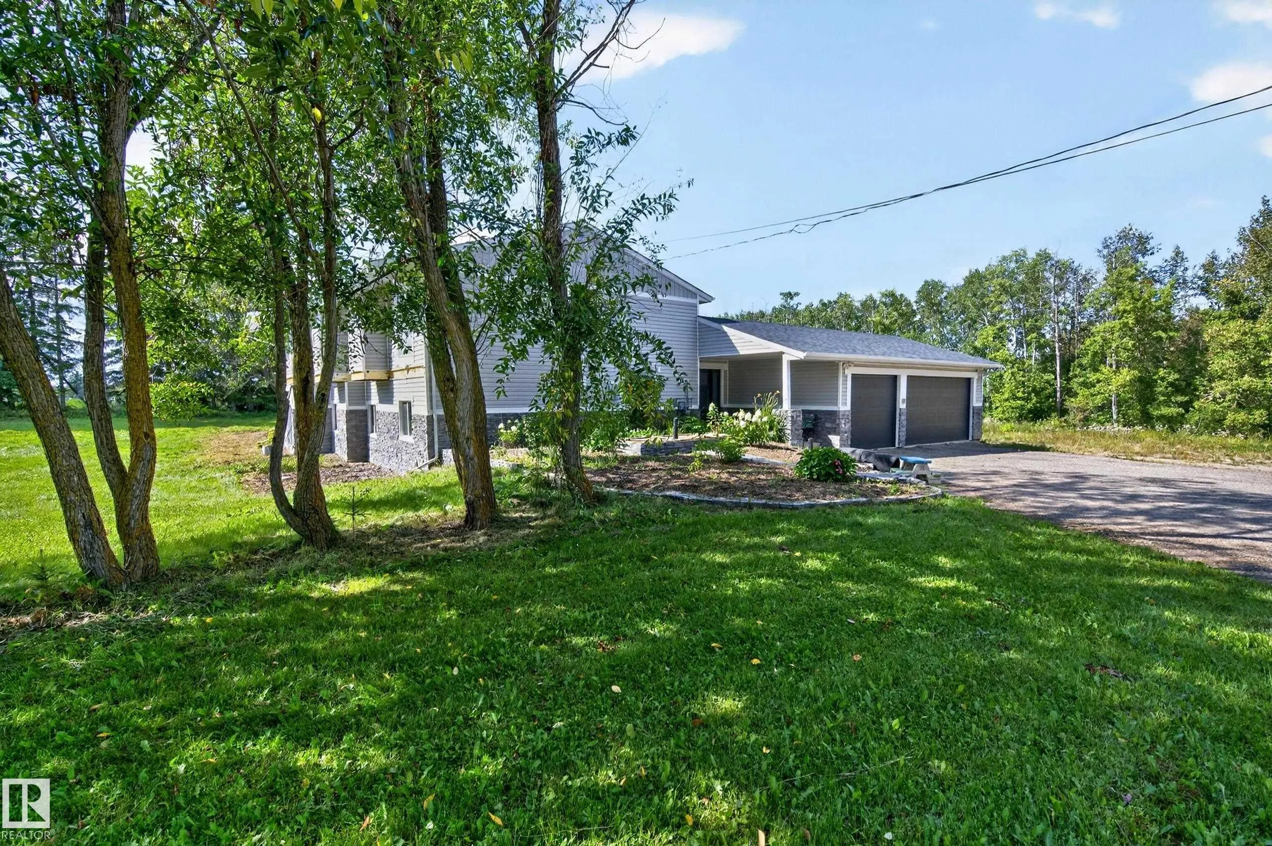 52471 RGE ROAD 223