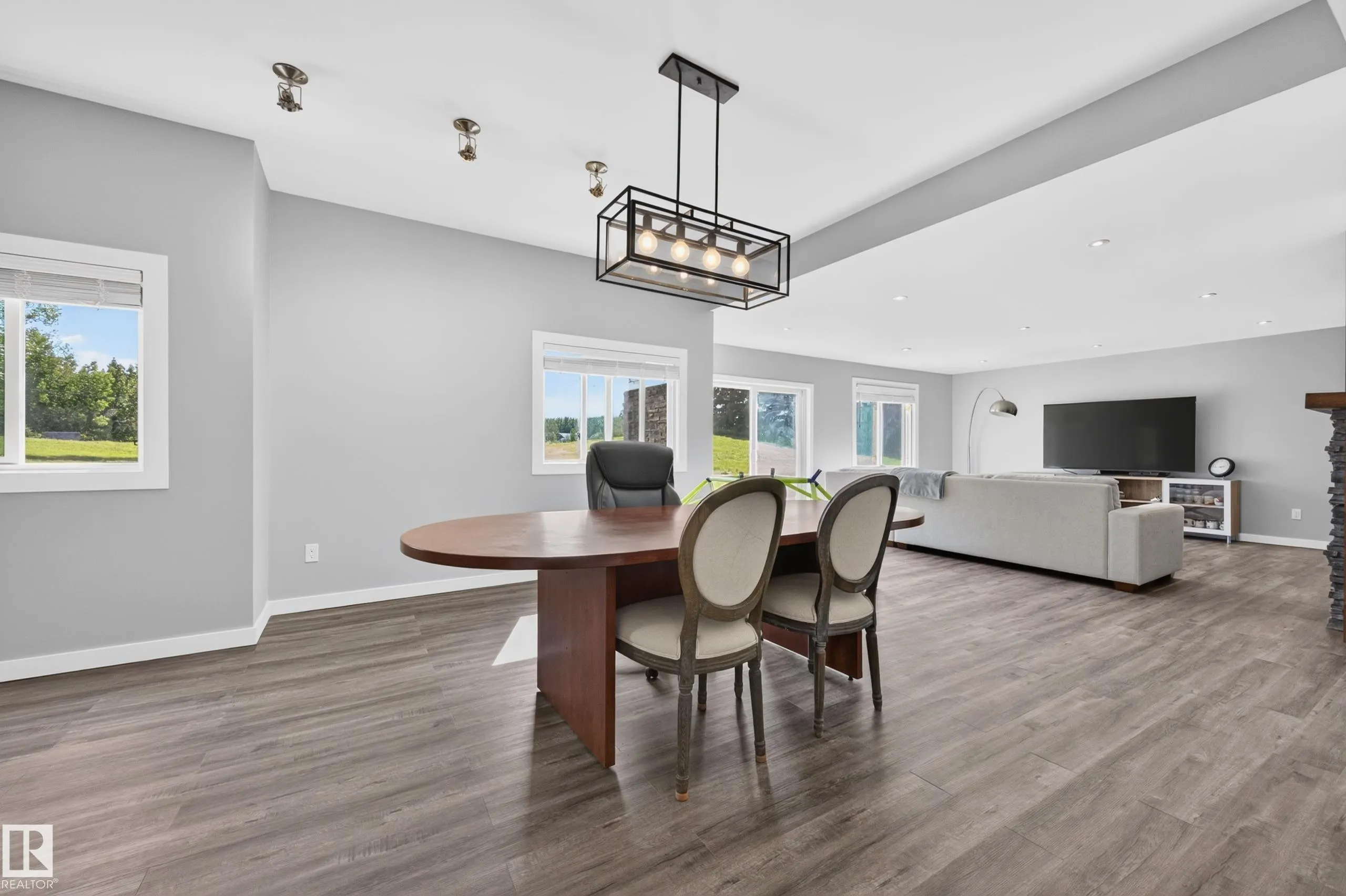52471 RGE ROAD 223