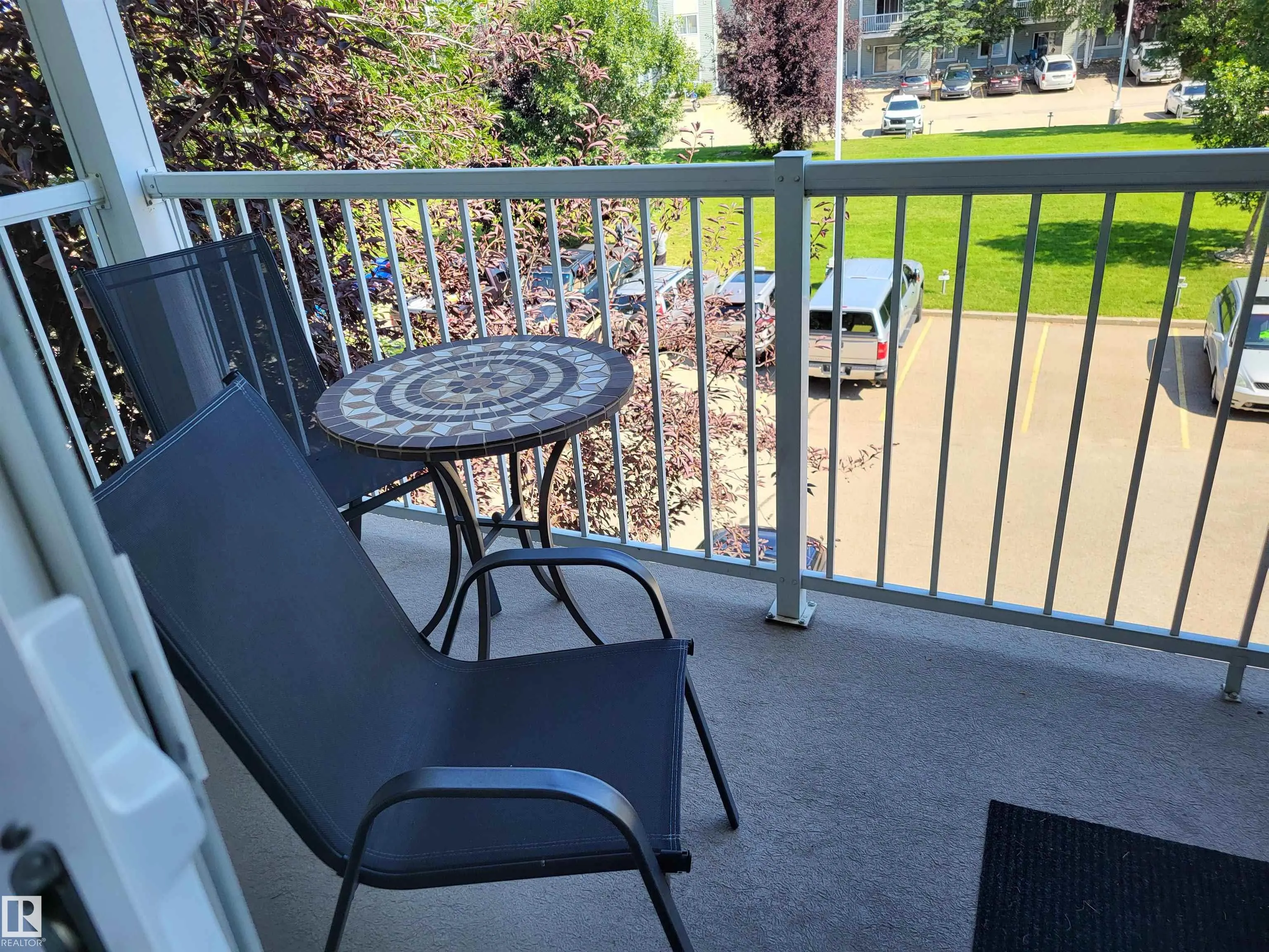 50 Woodsmere Close