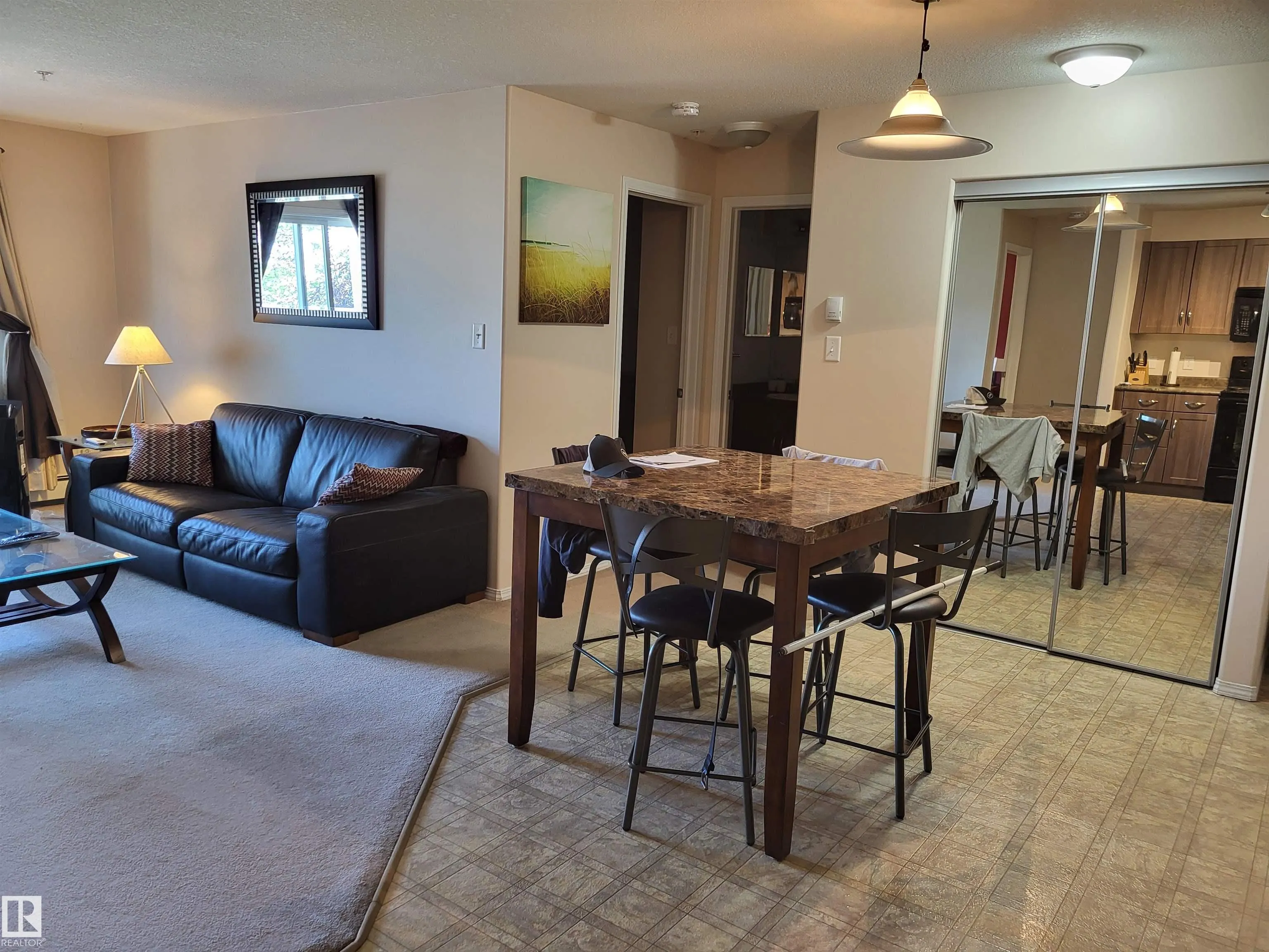 50 Woodsmere Close