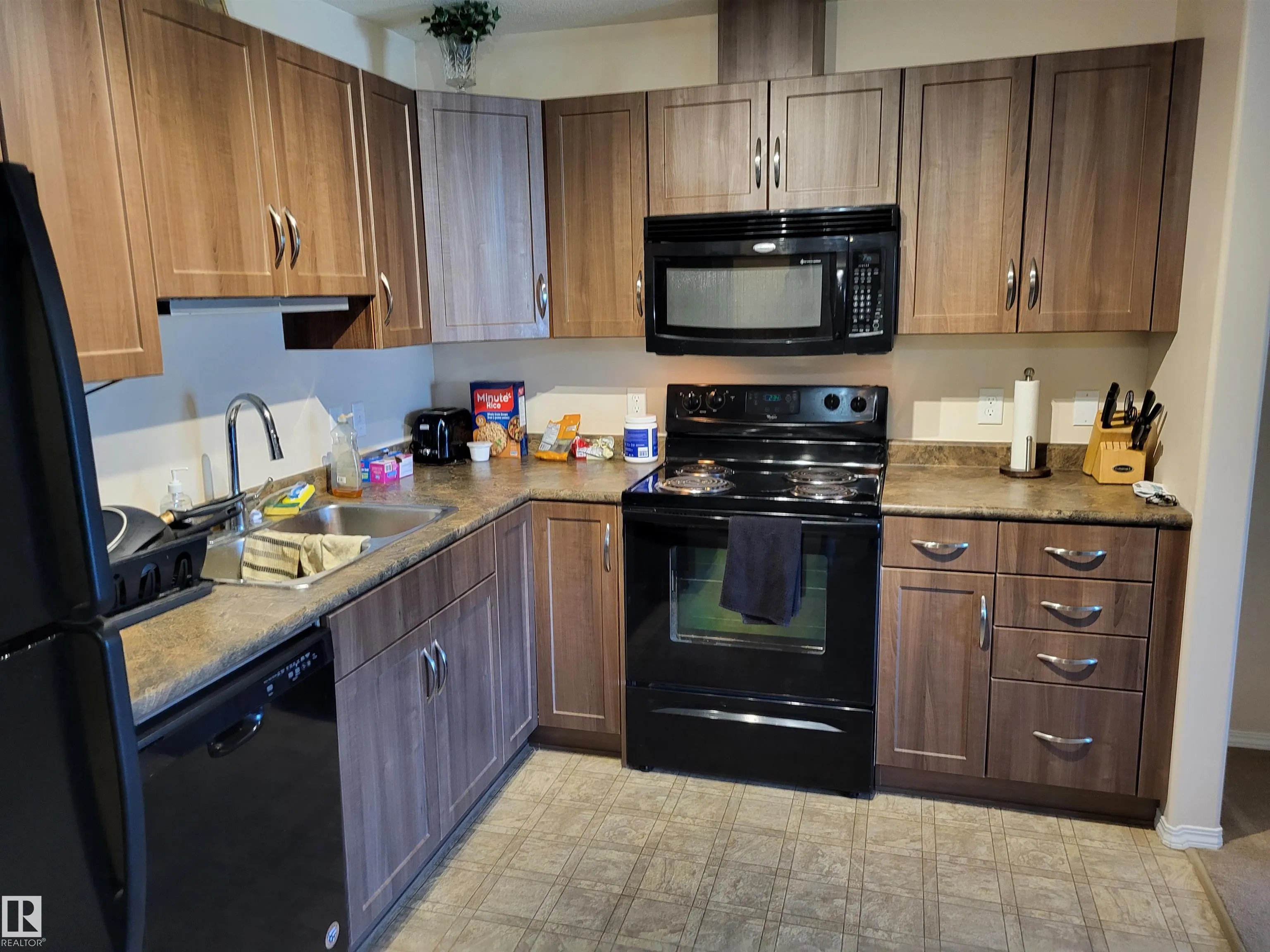 50 Woodsmere Close