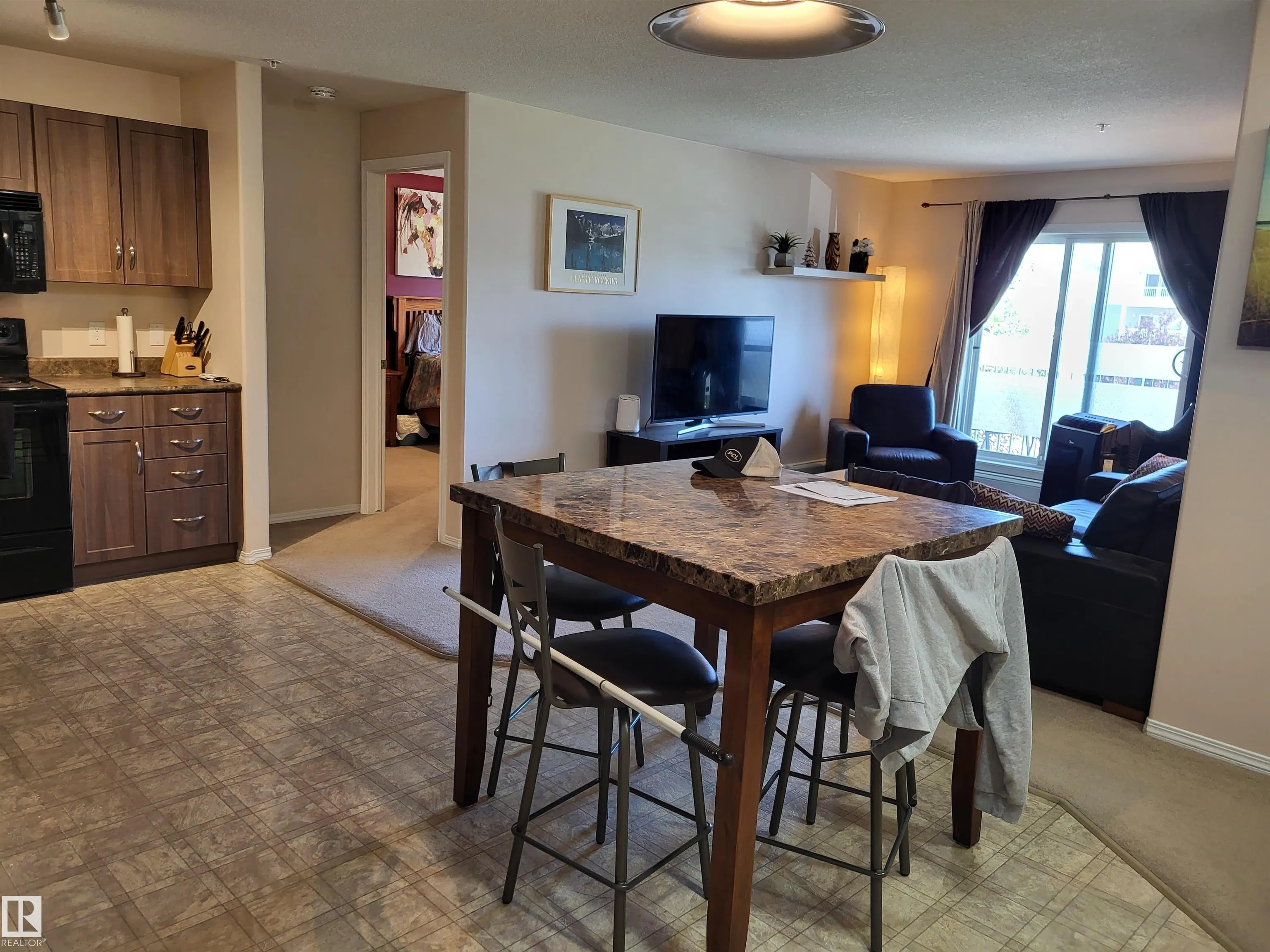 50 Woodsmere Close