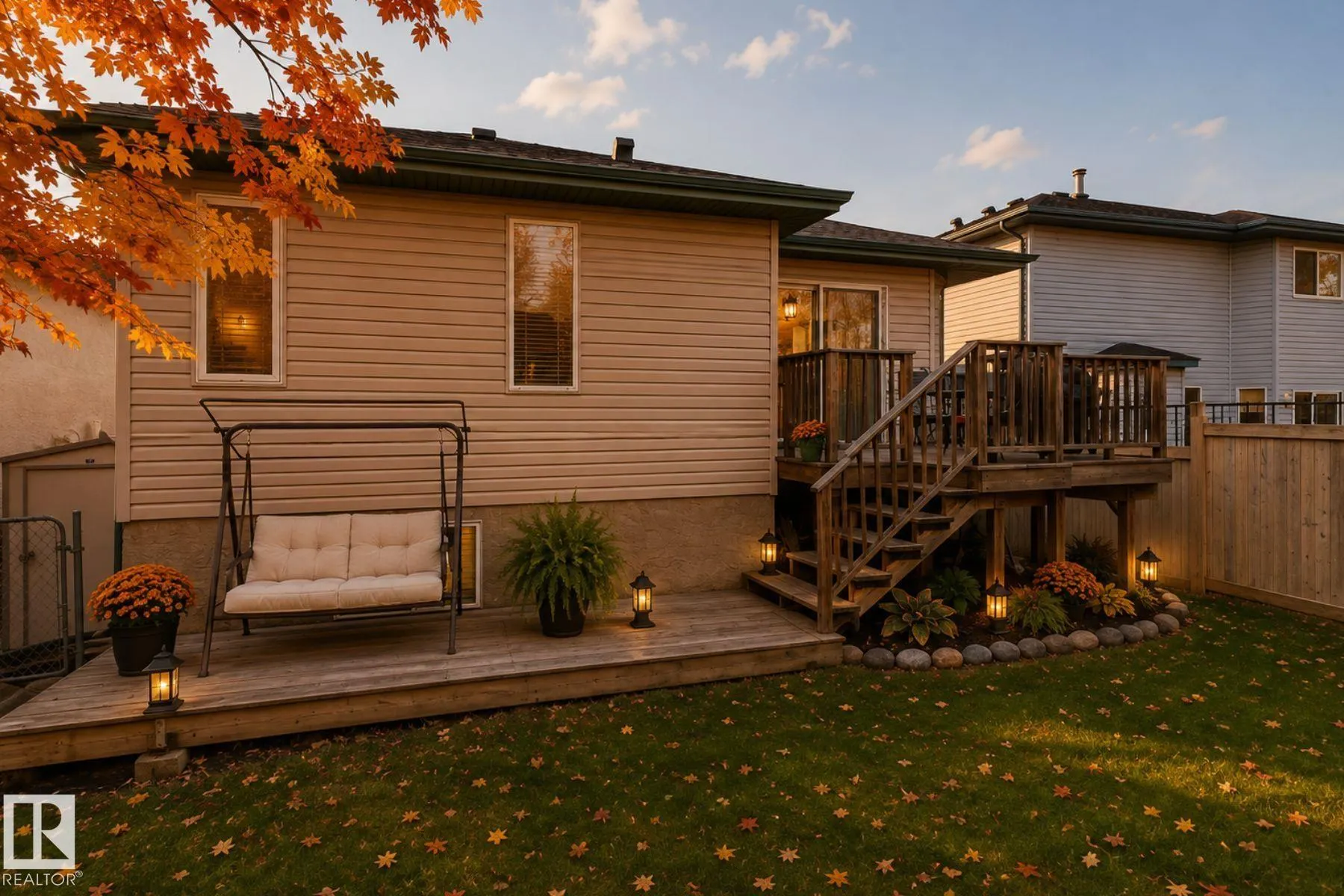 208 Rainbow Crescent