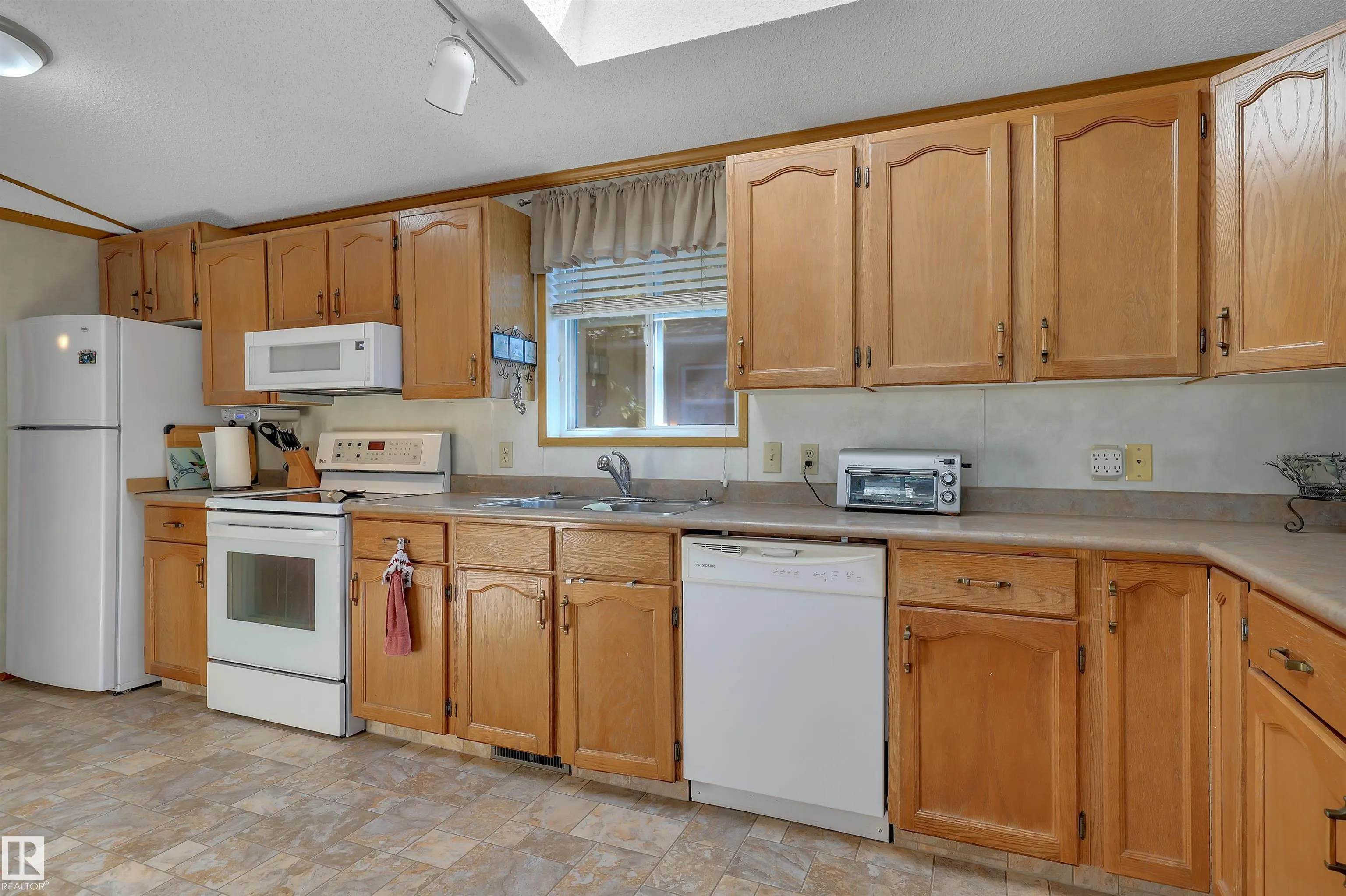 145 Willow Park Estate