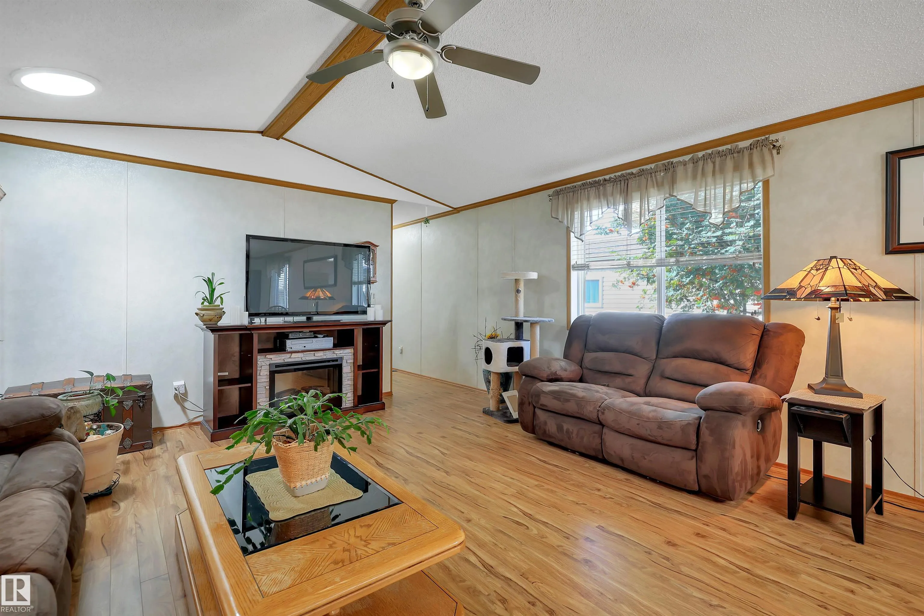 145 Willow Park Estate