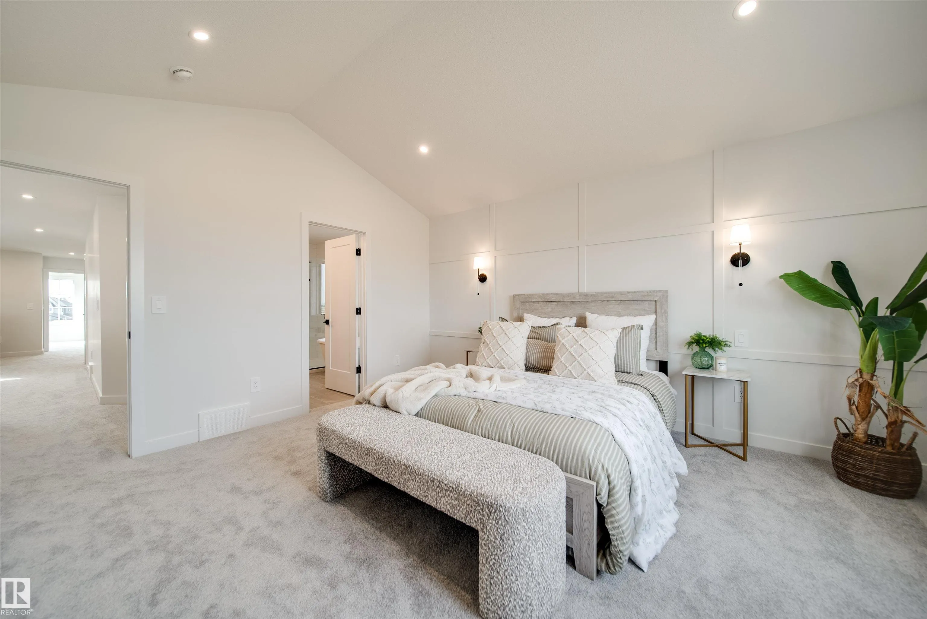 75 Chartres Close