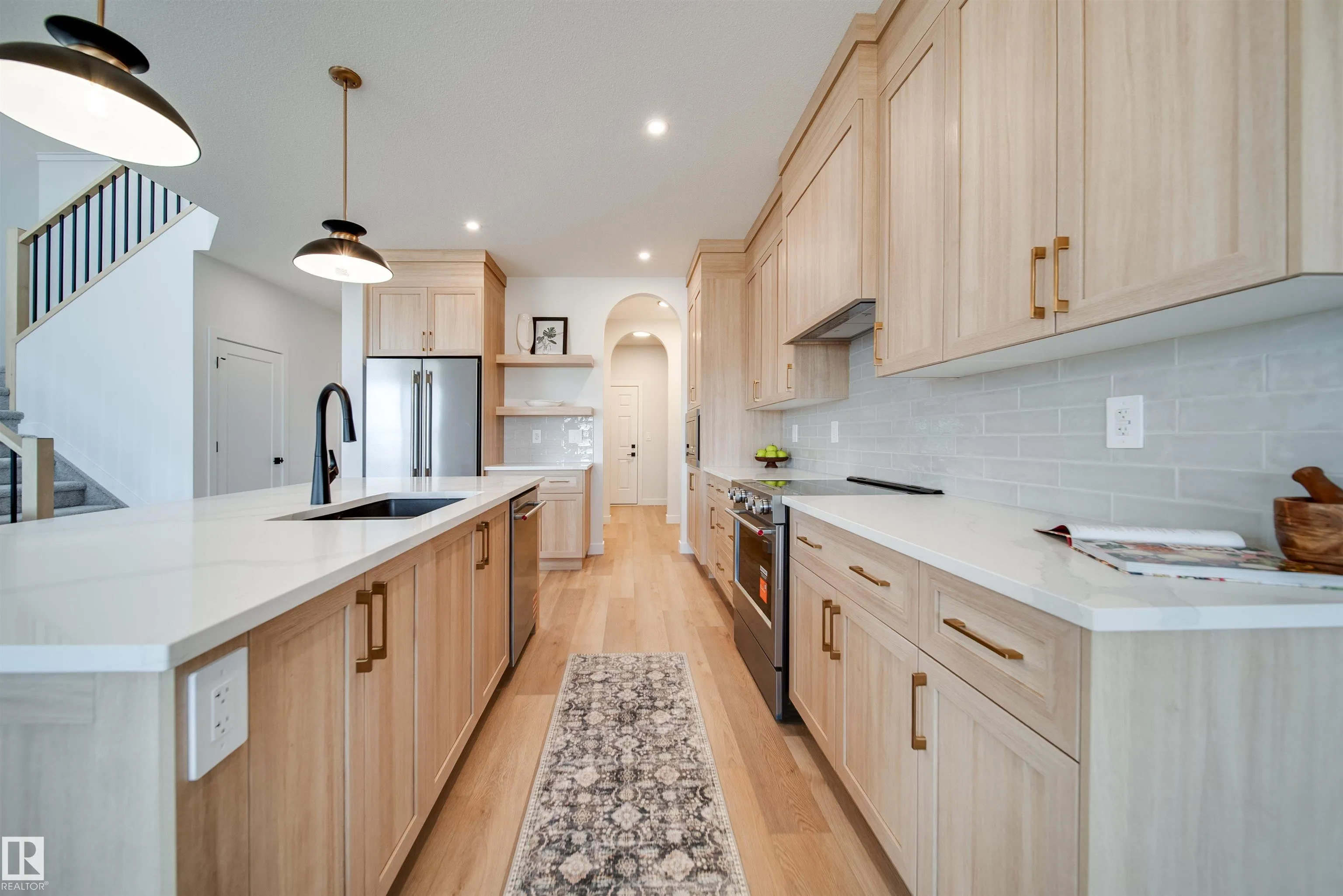 75 Chartres Close