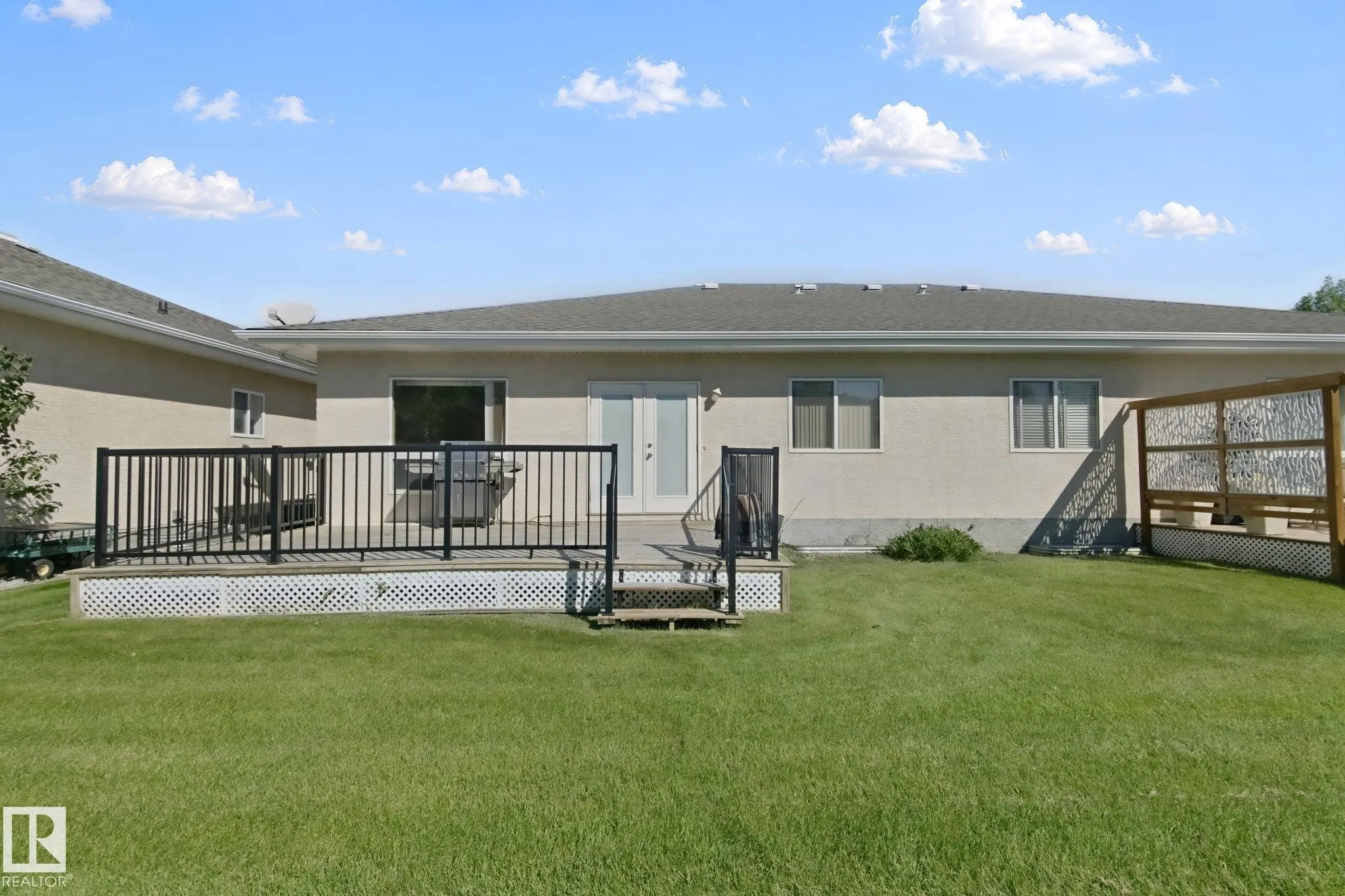 9 Deer Park Drive