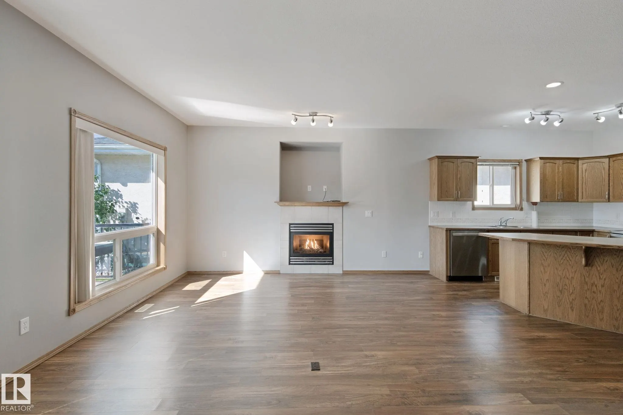 9 Deer Park Drive