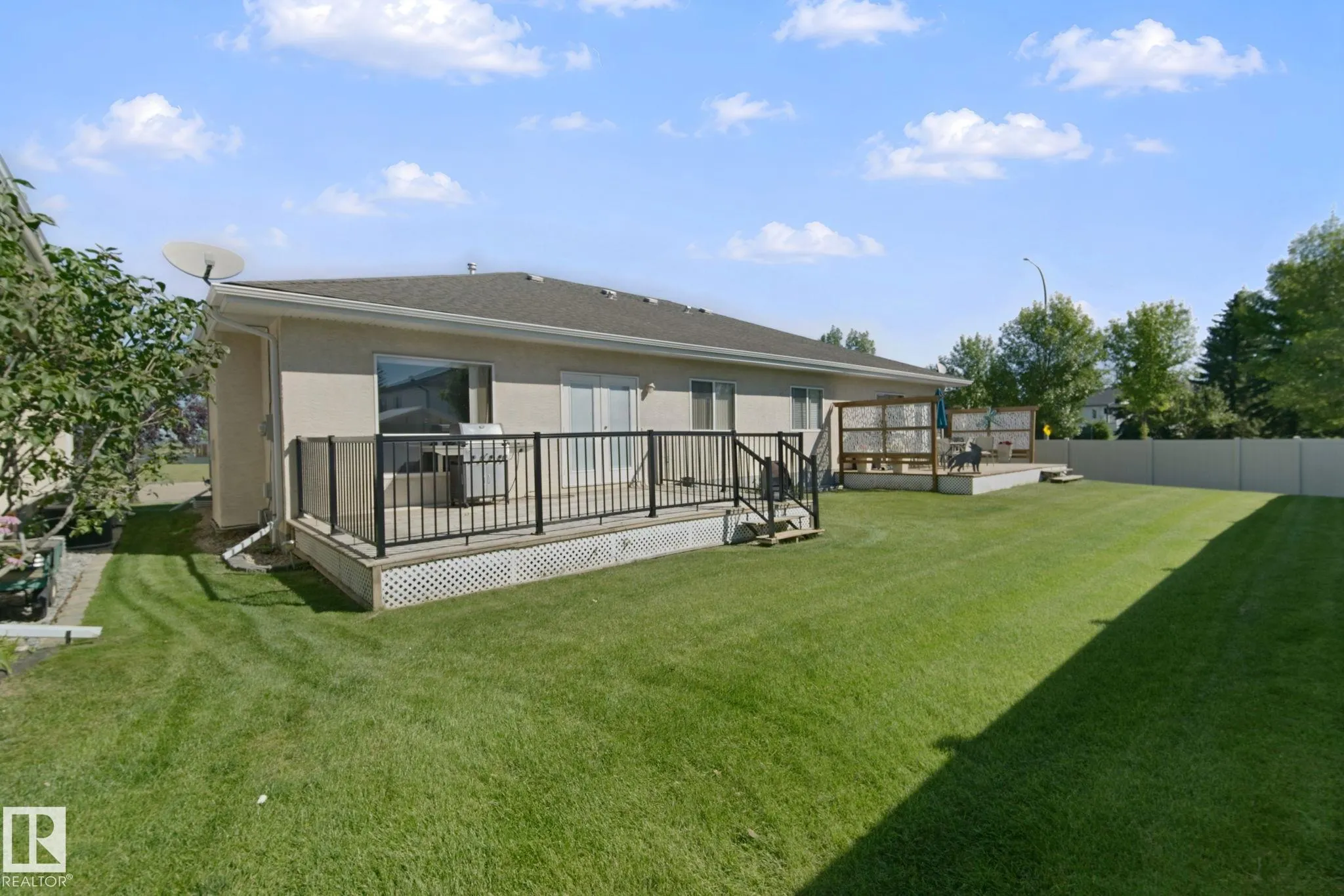 9 Deer Park Drive