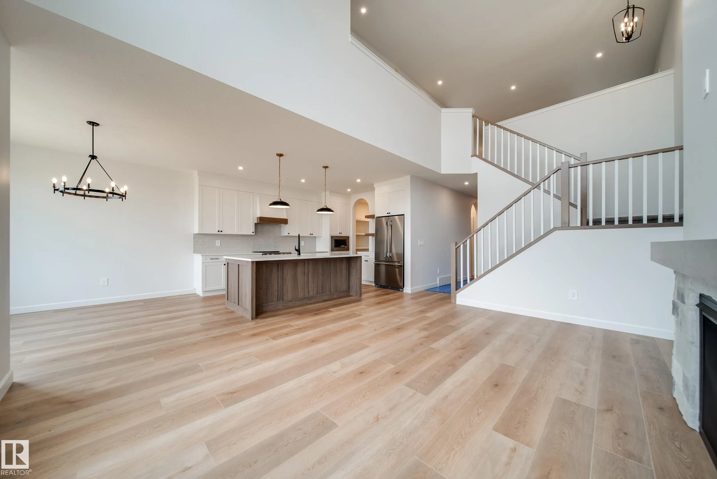 73 Chartres Close