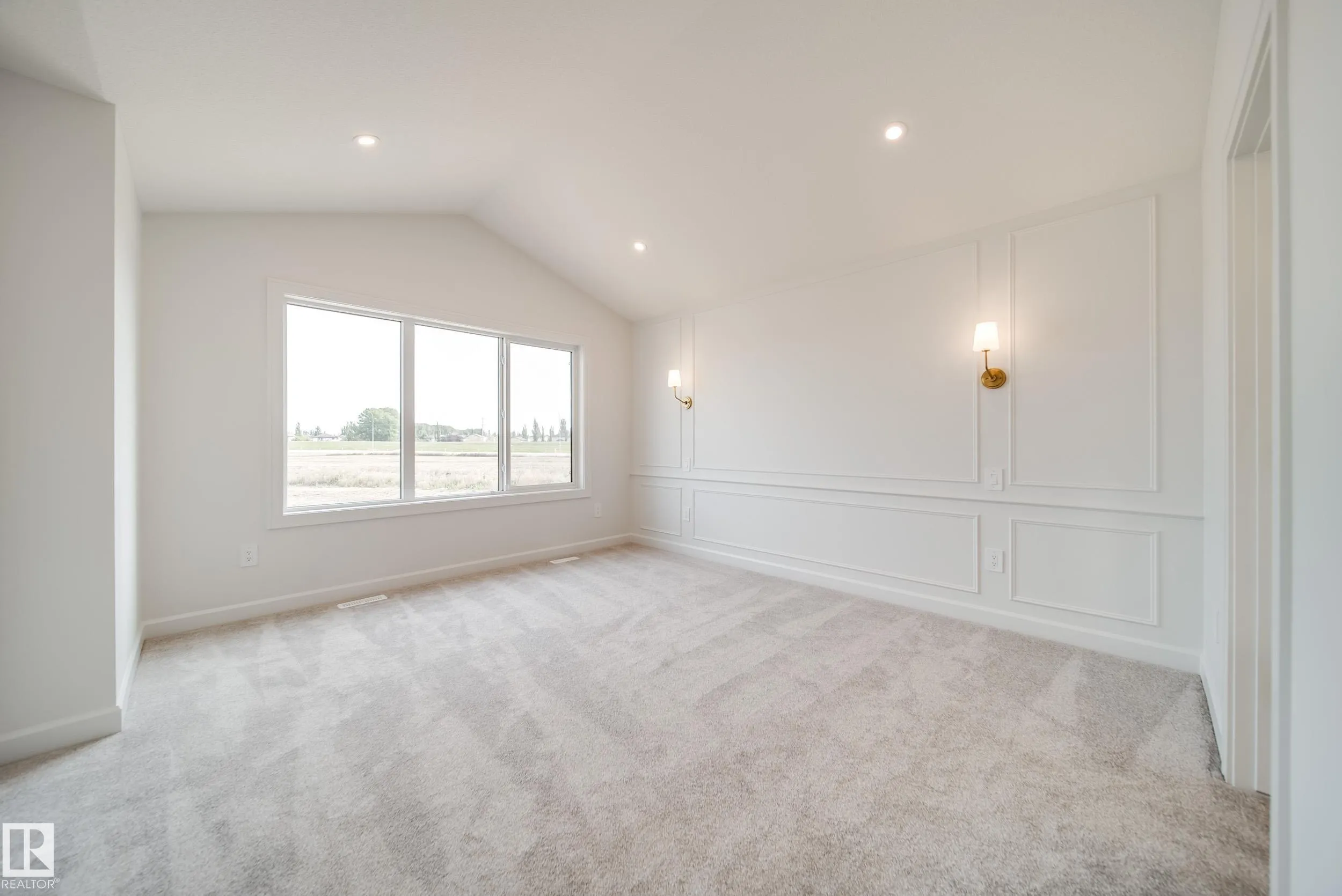 73 Chartres Close