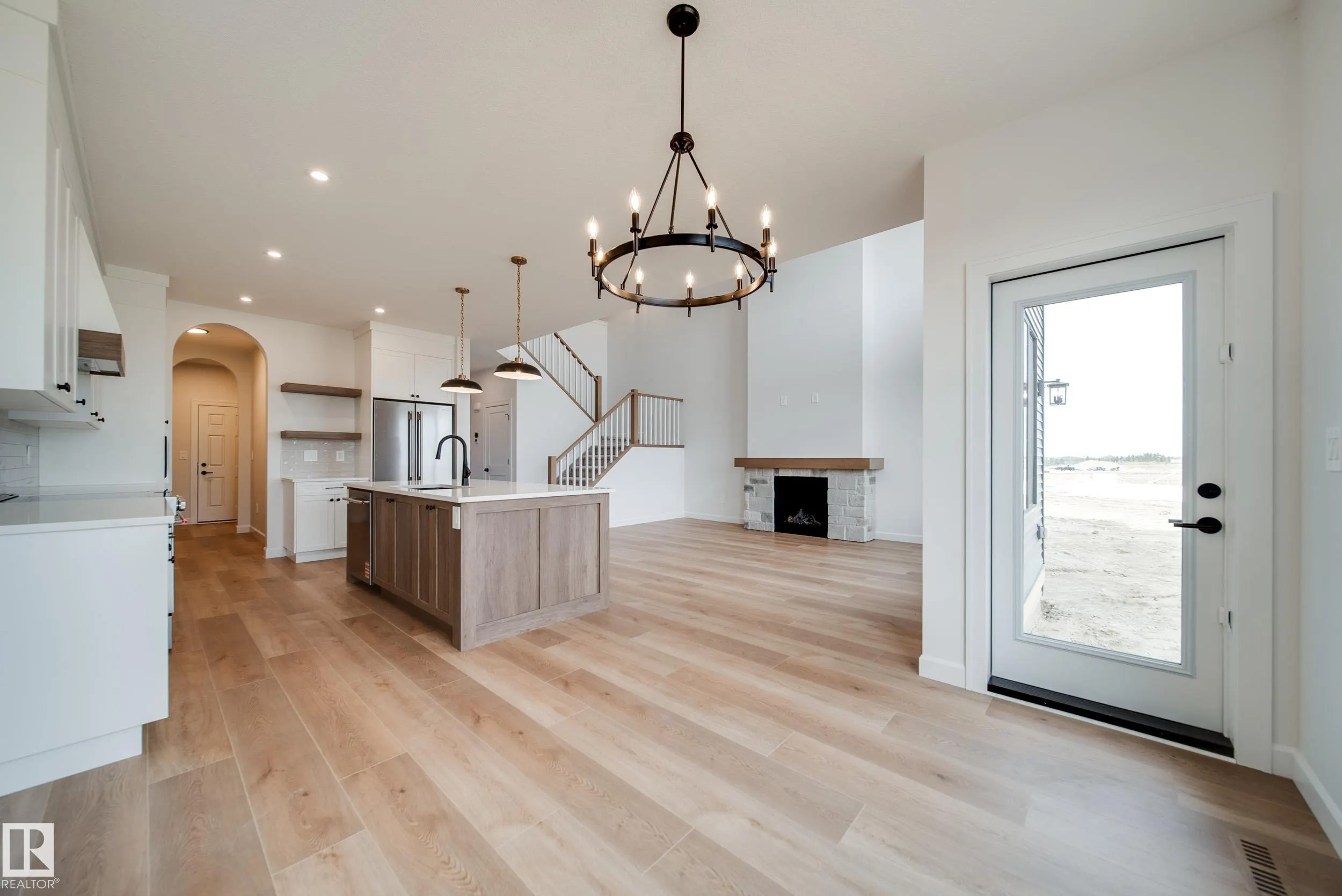 73 Chartres Close