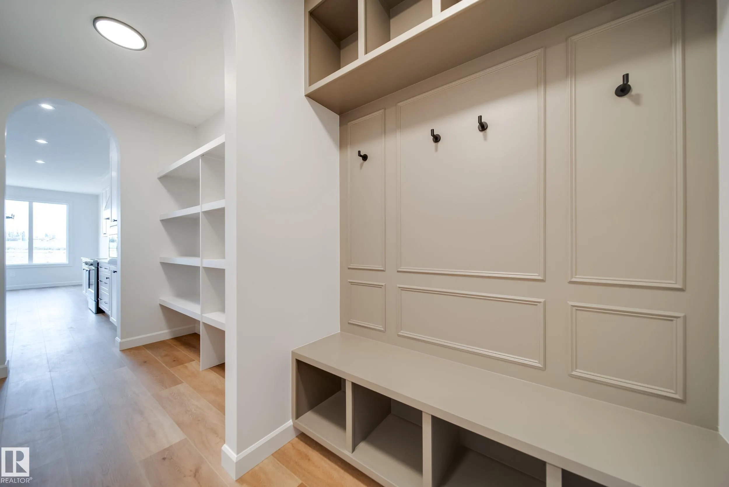73 Chartres Close