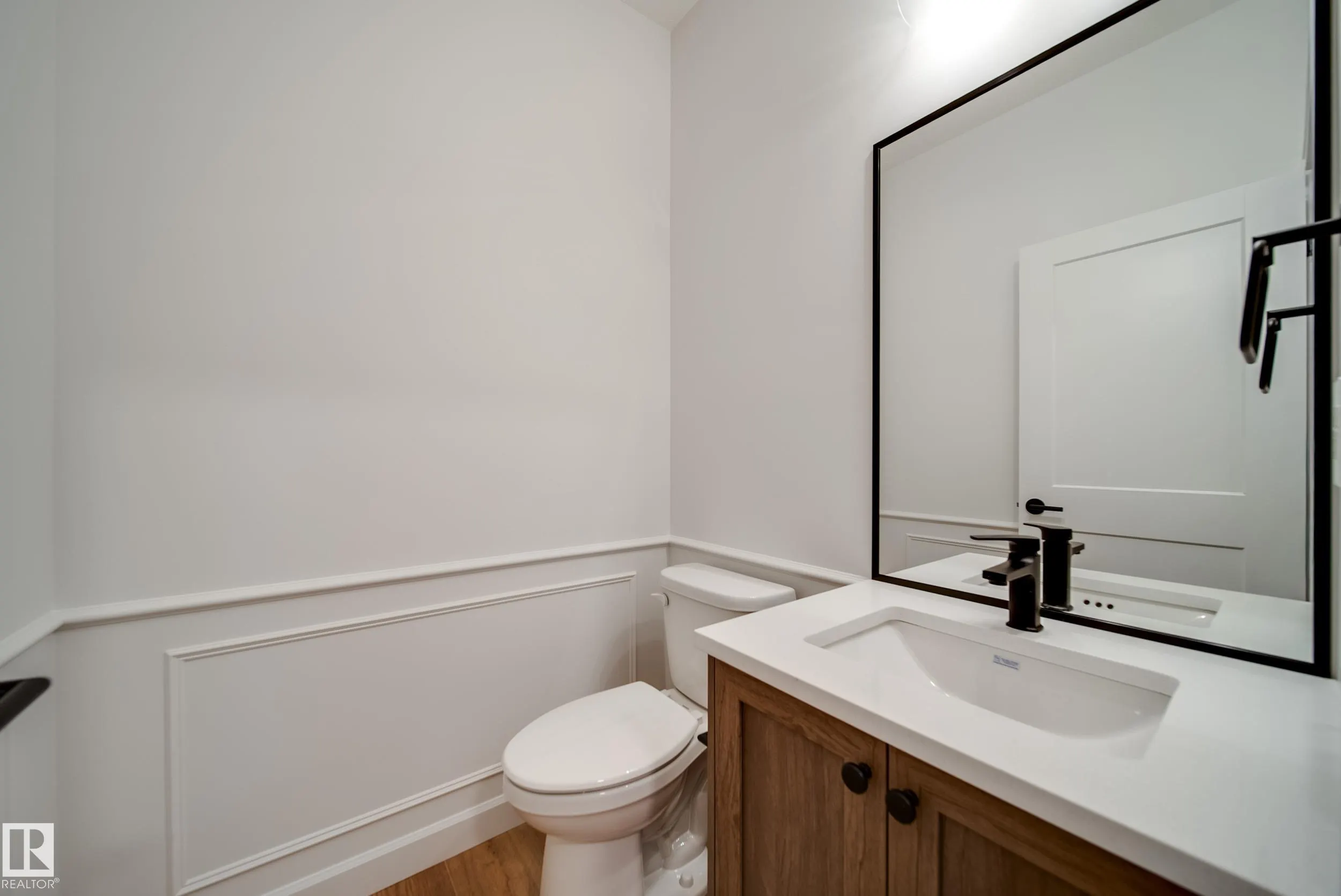 73 Chartres Close