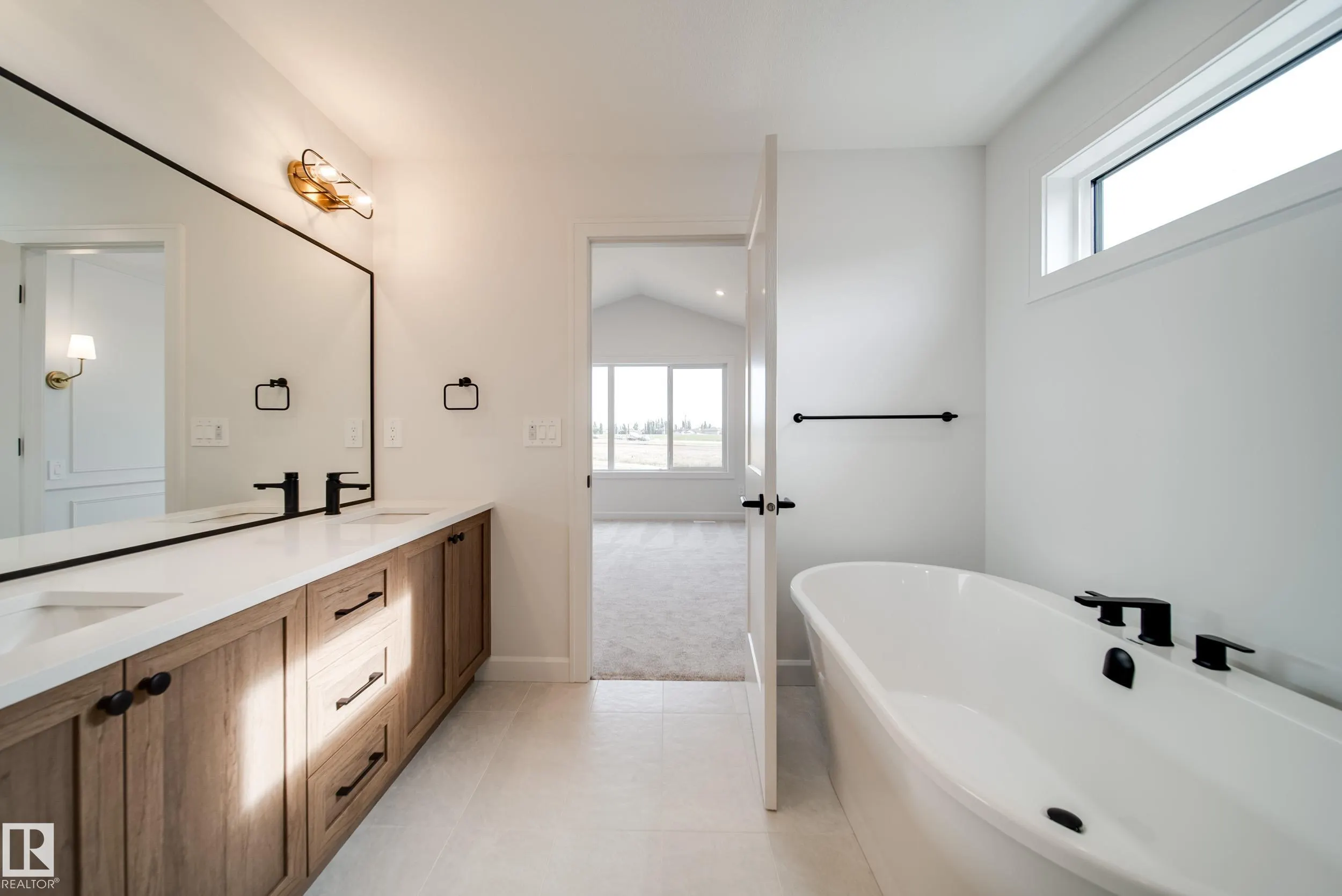 73 Chartres Close