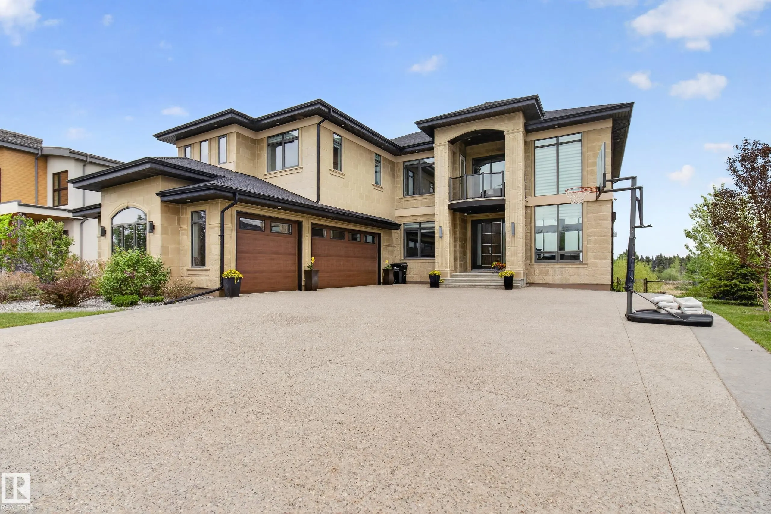 85 52320 RGE ROAD 231