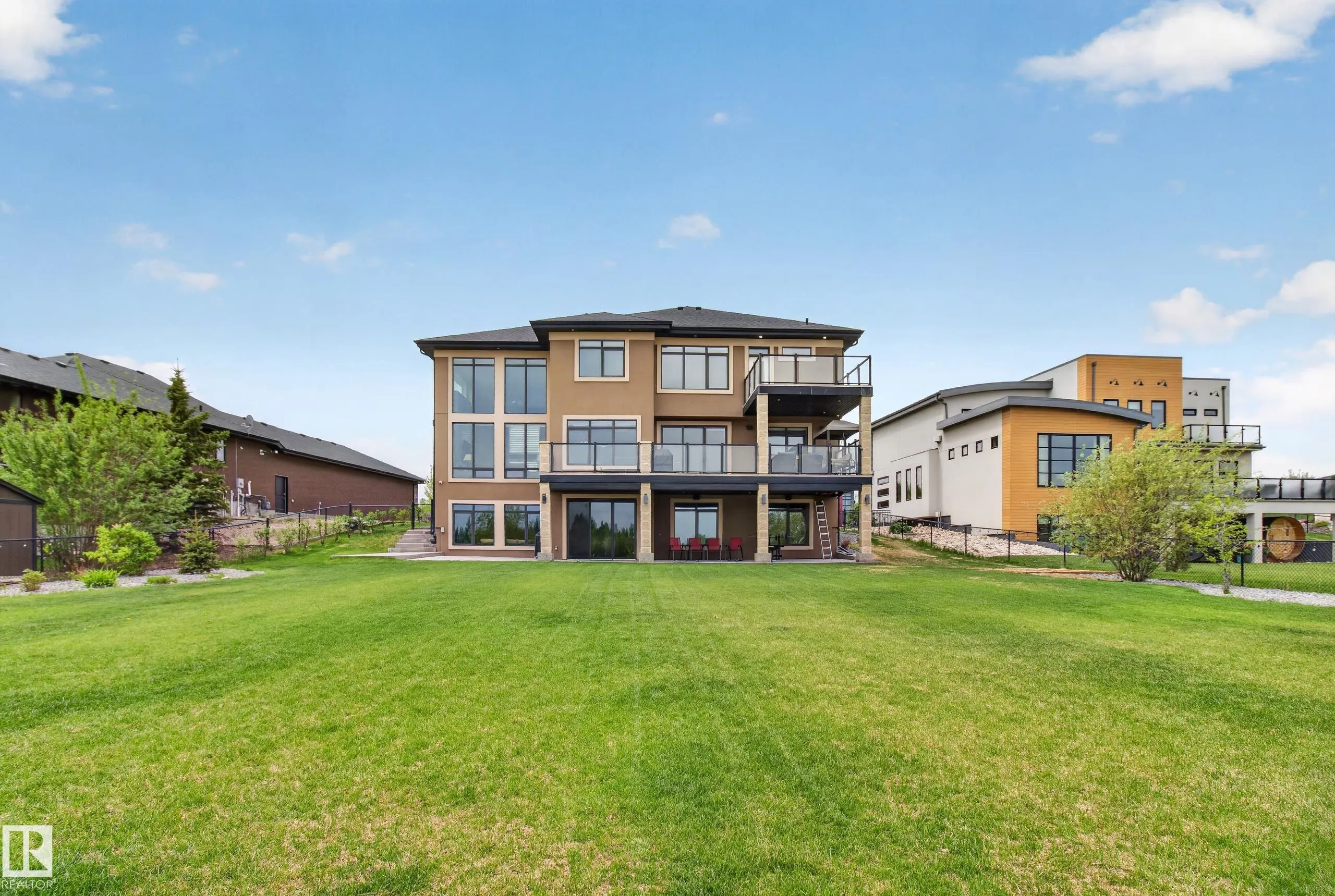 85 52320 RGE ROAD 231
