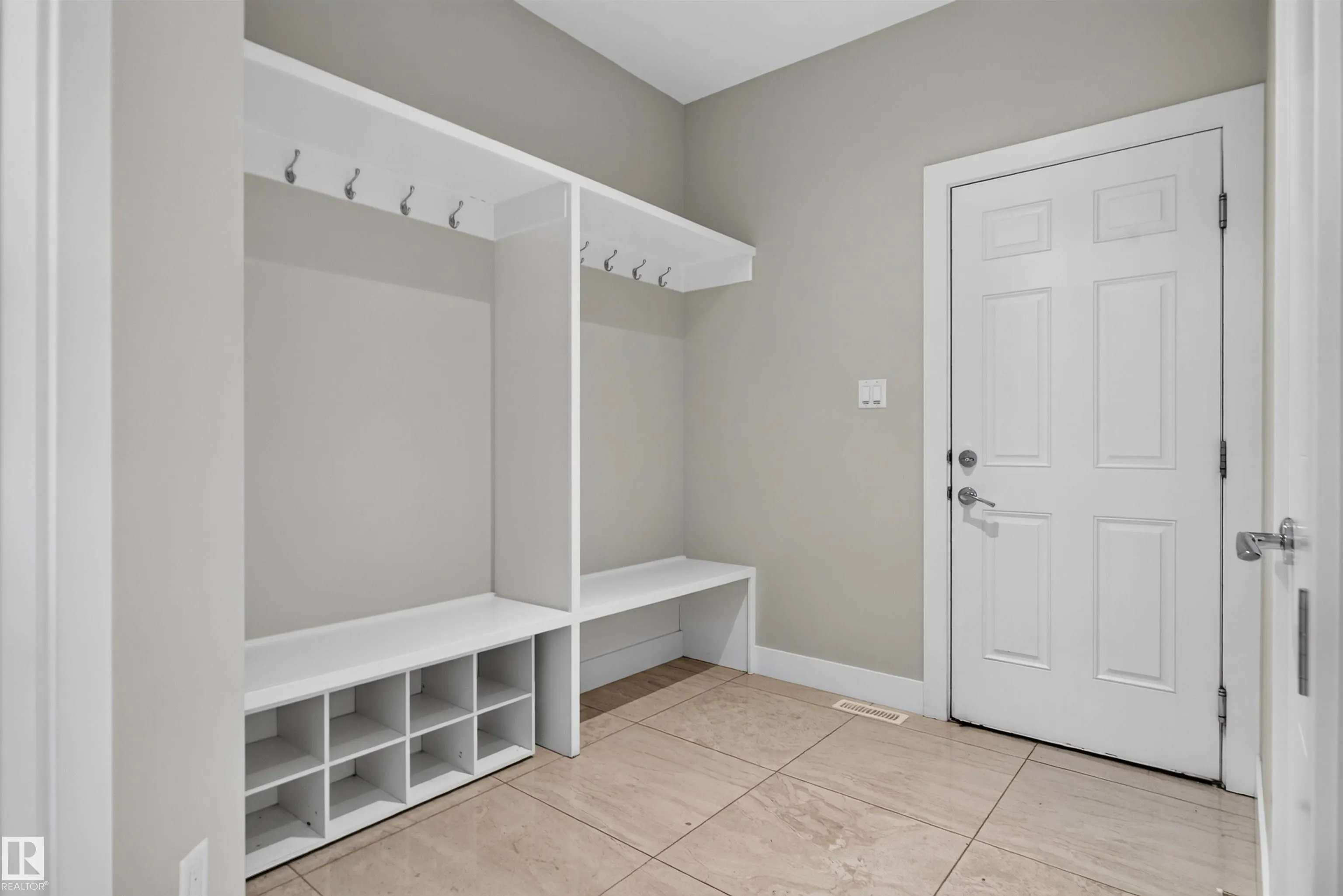 4225 CHARLES Close