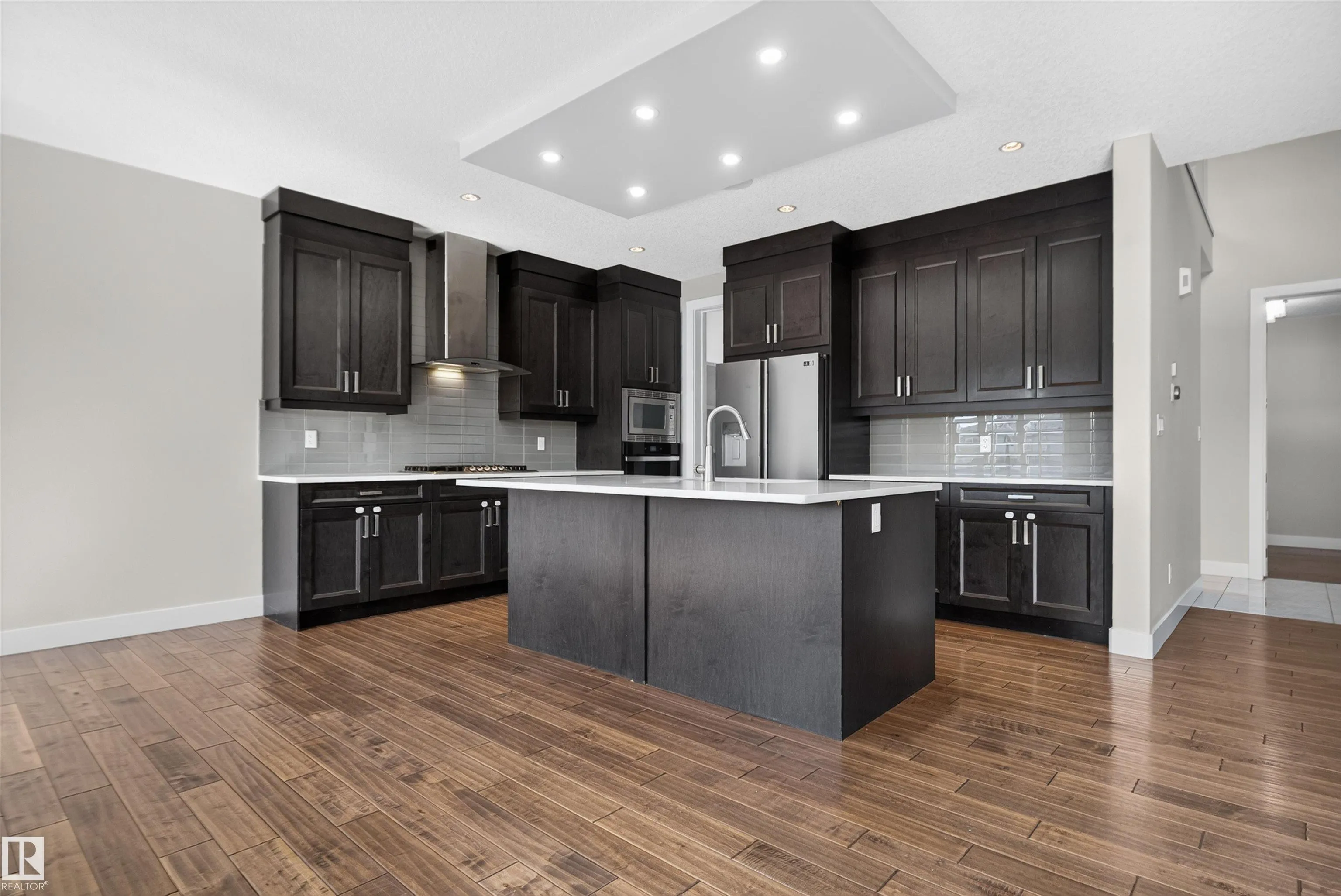 4225 CHARLES Close