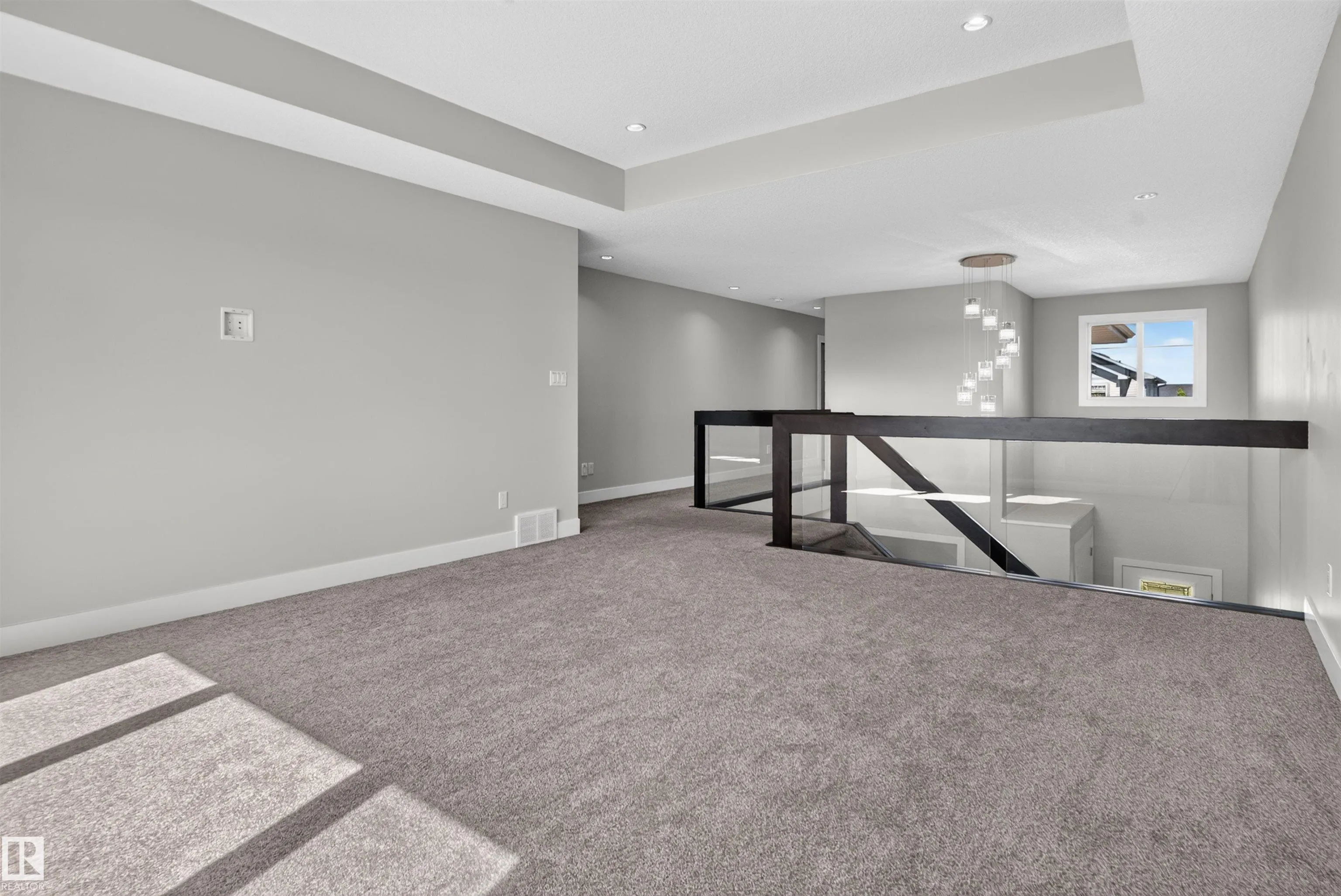 4225 CHARLES Close