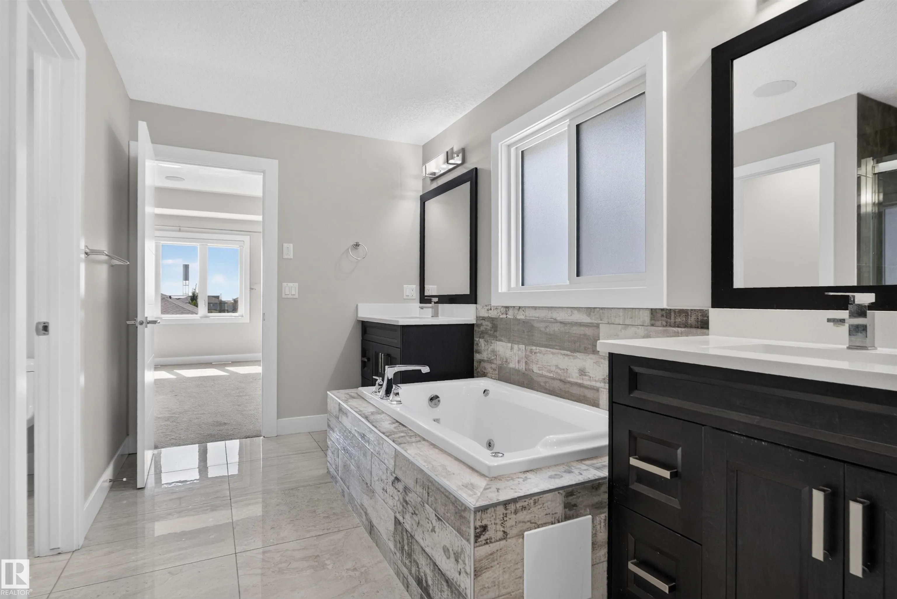 4225 CHARLES Close
