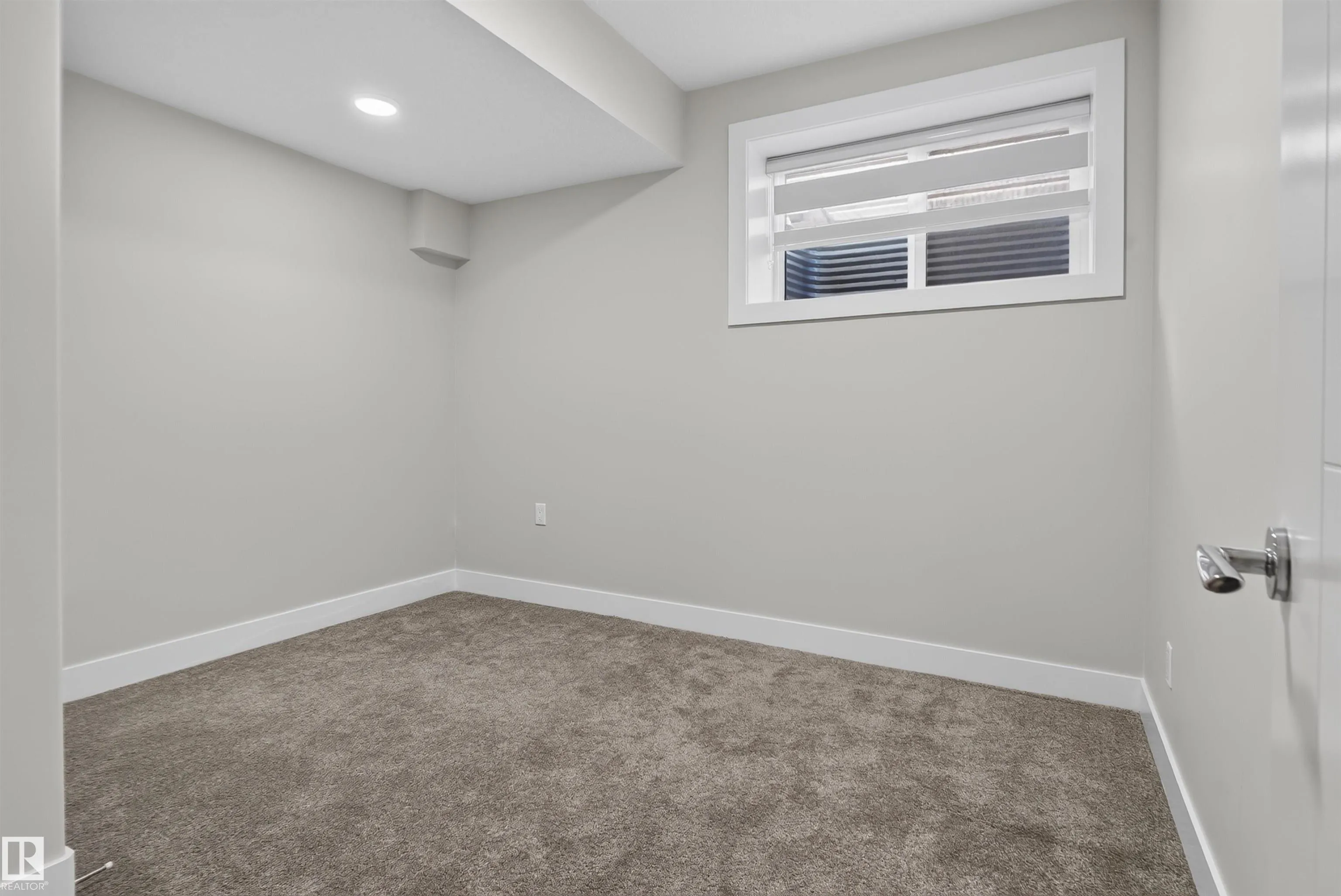 4225 CHARLES Close
