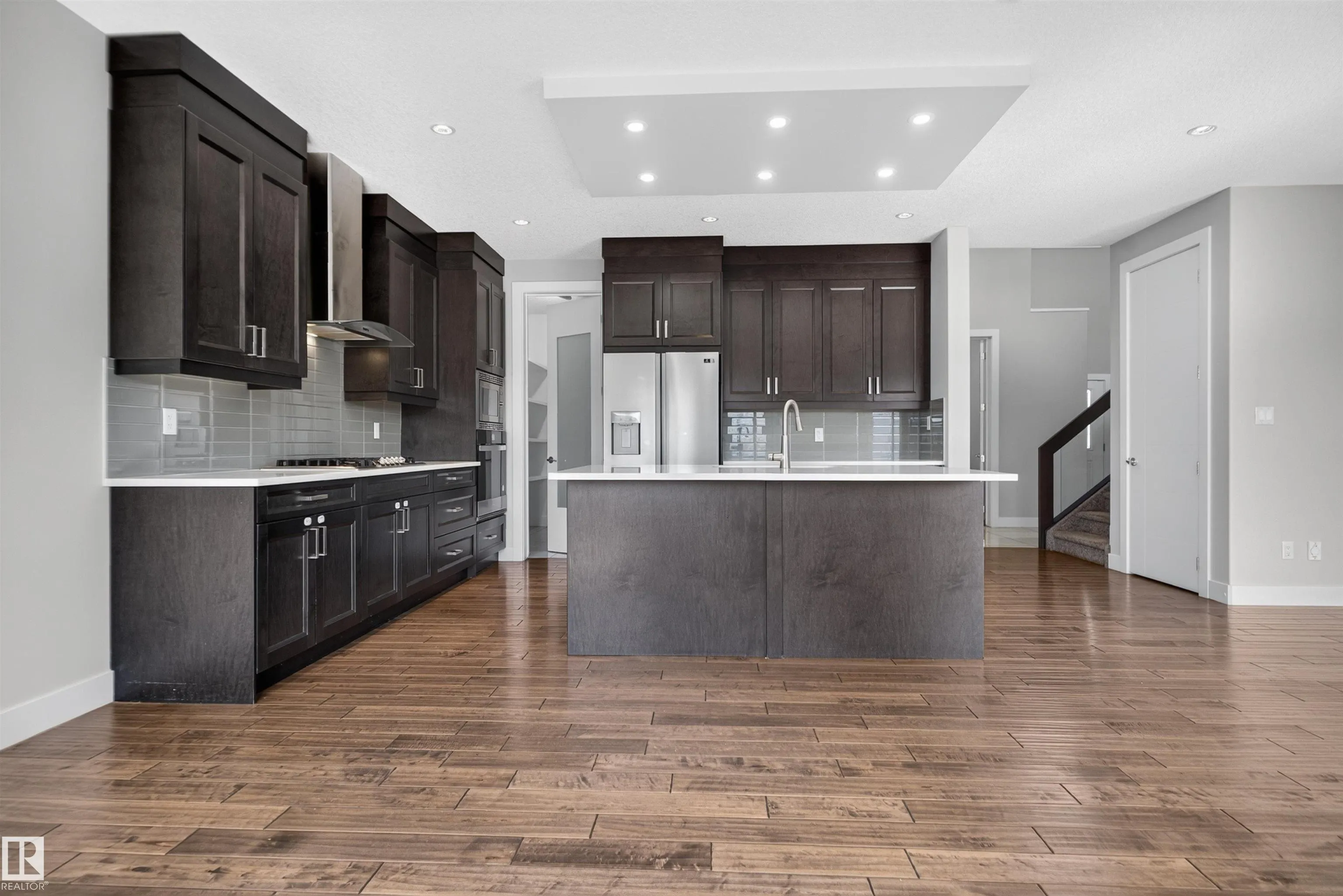 4225 CHARLES Close