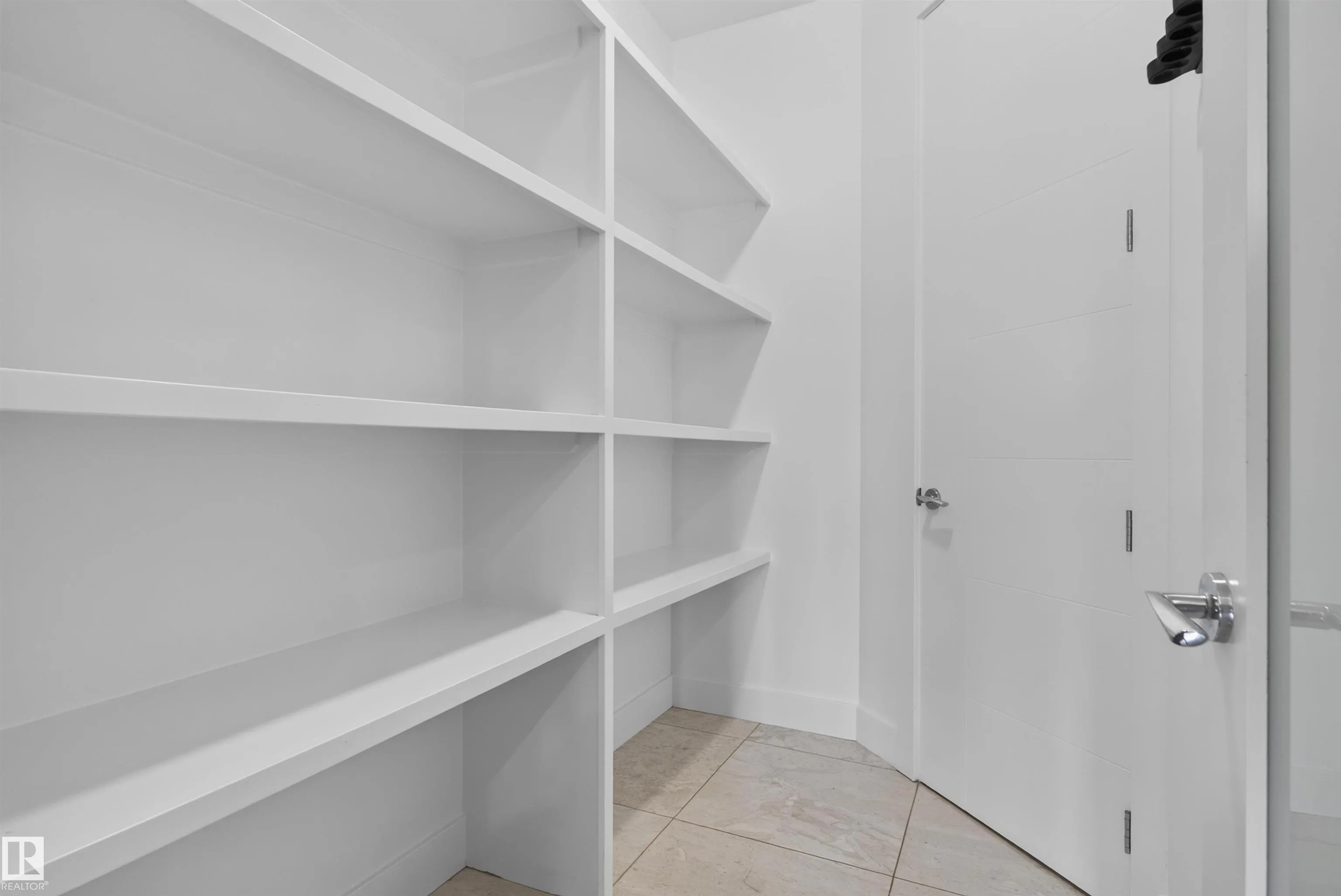 4225 CHARLES Close