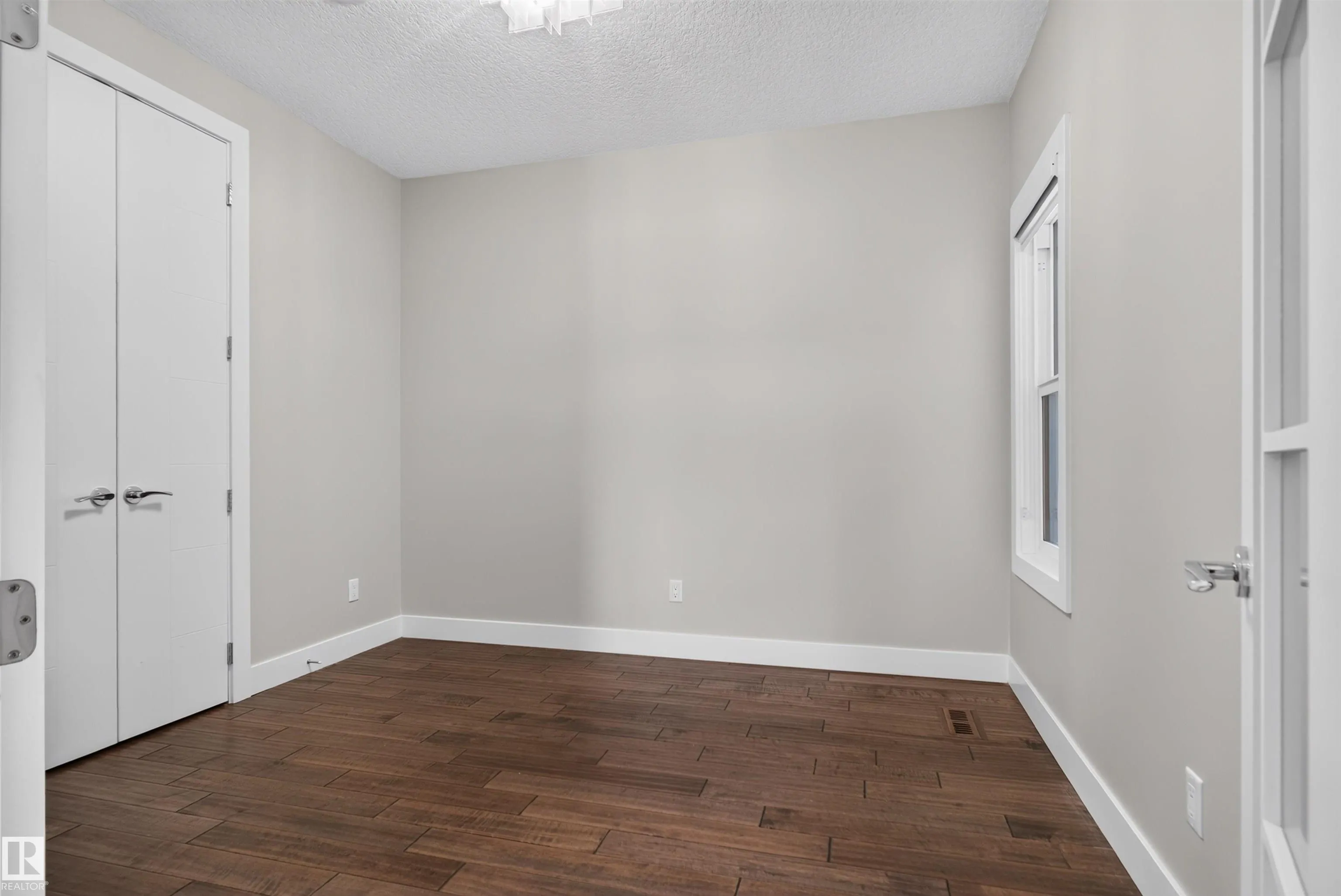 4225 CHARLES Close