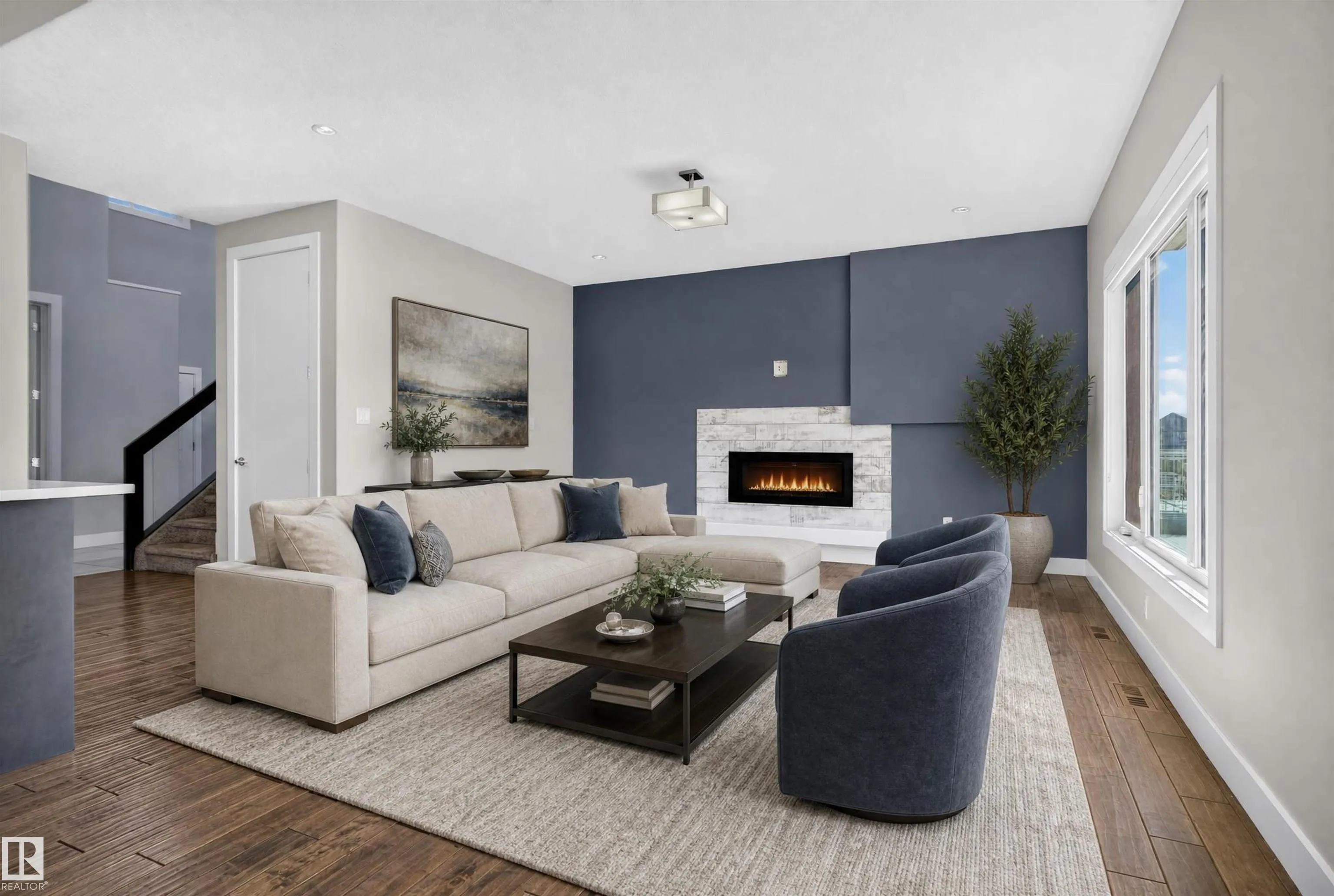 4225 CHARLES Close