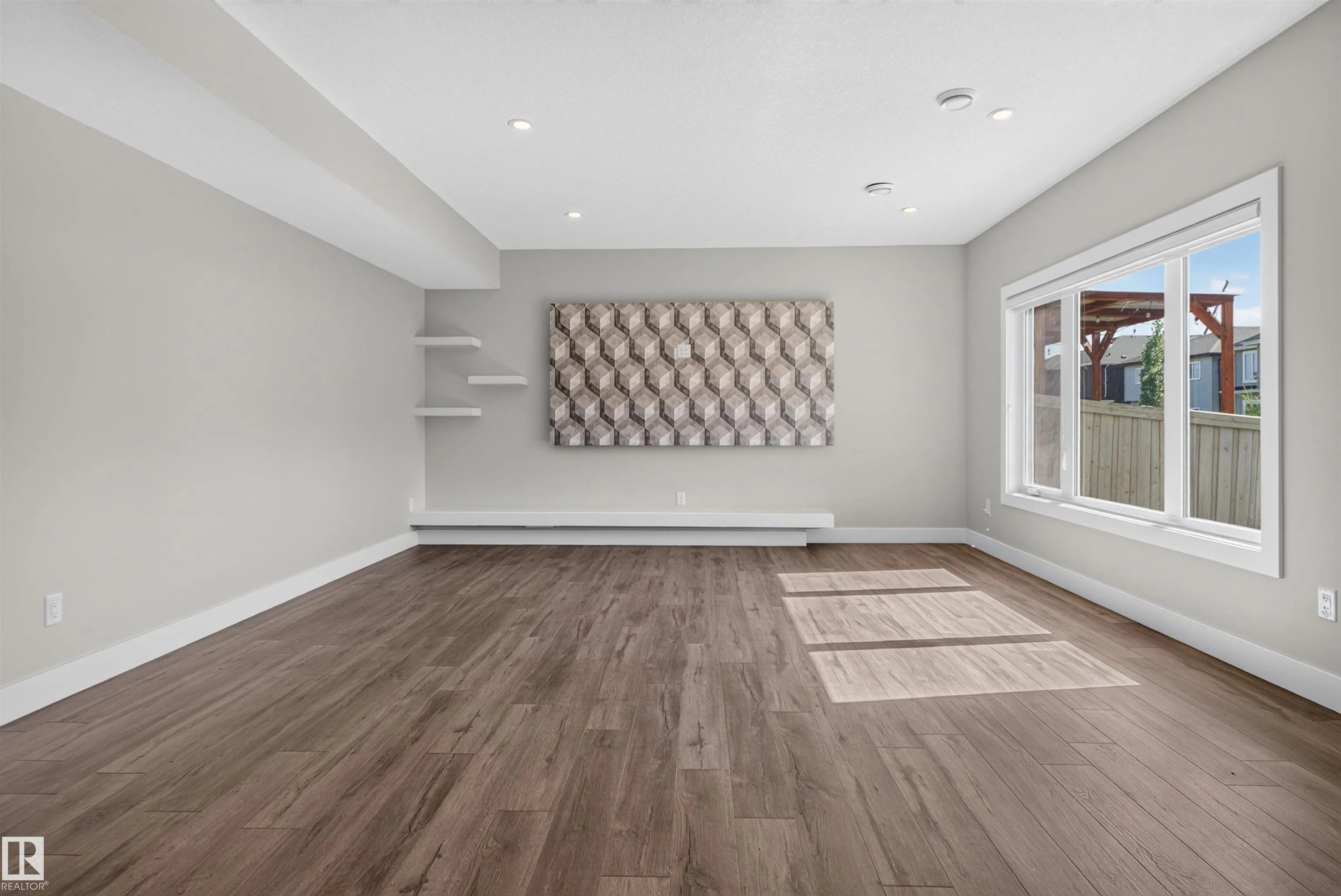 4225 CHARLES Close