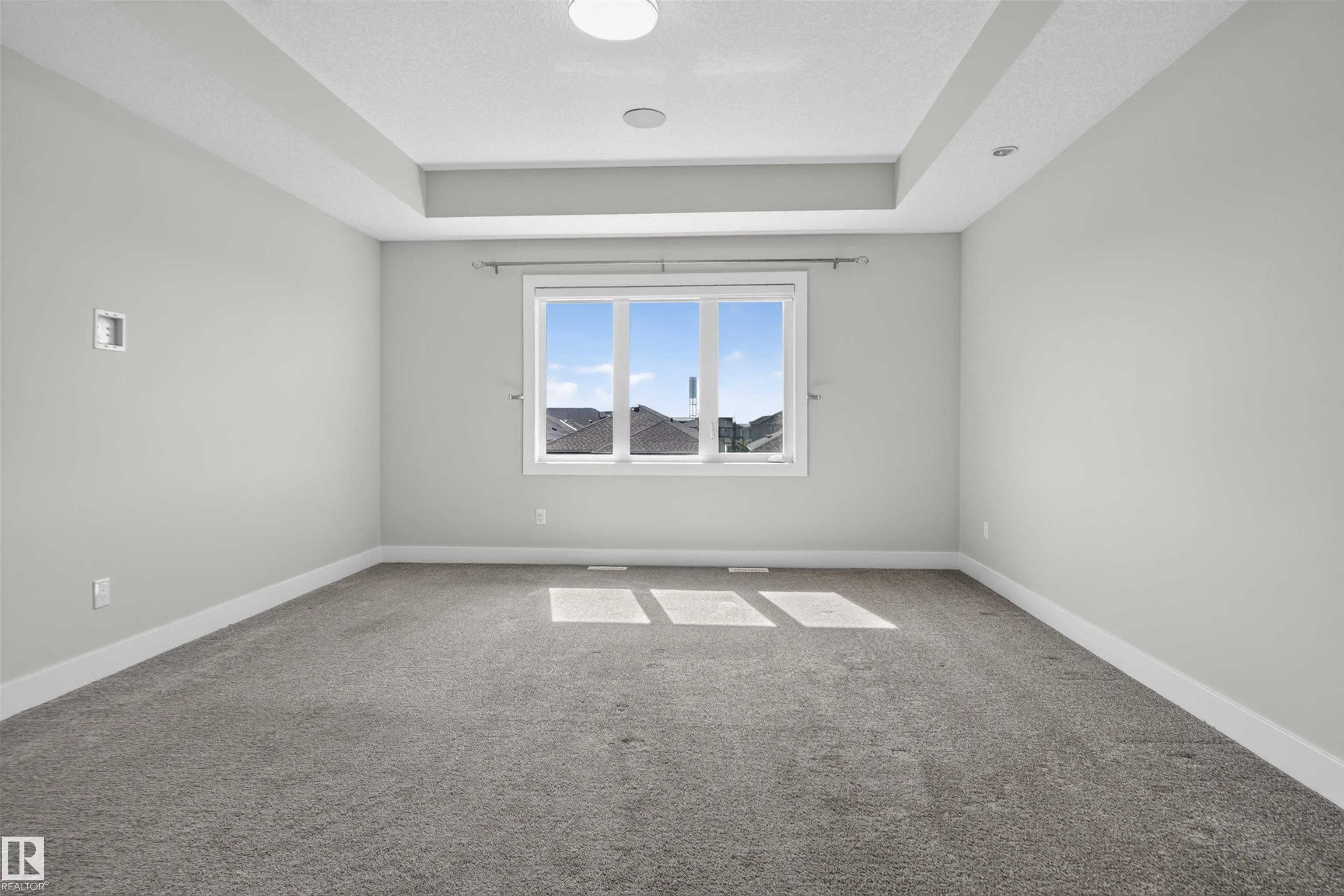 4225 CHARLES Close