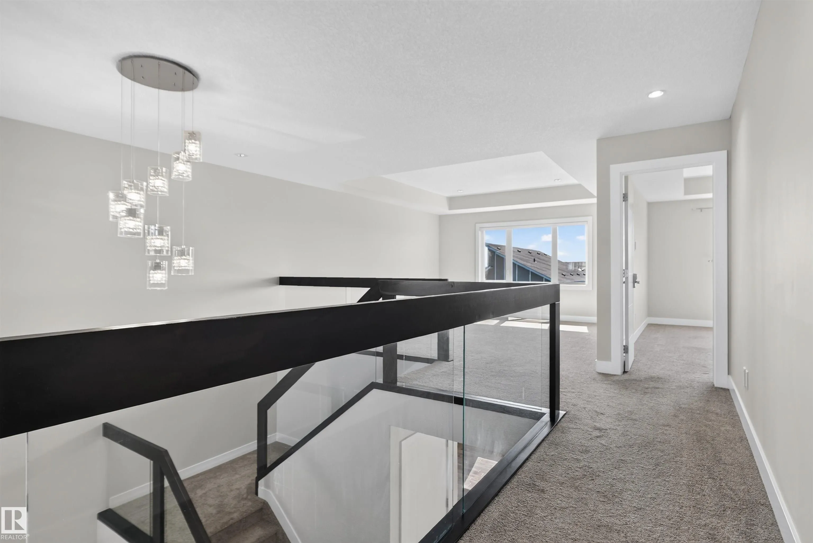4225 CHARLES Close
