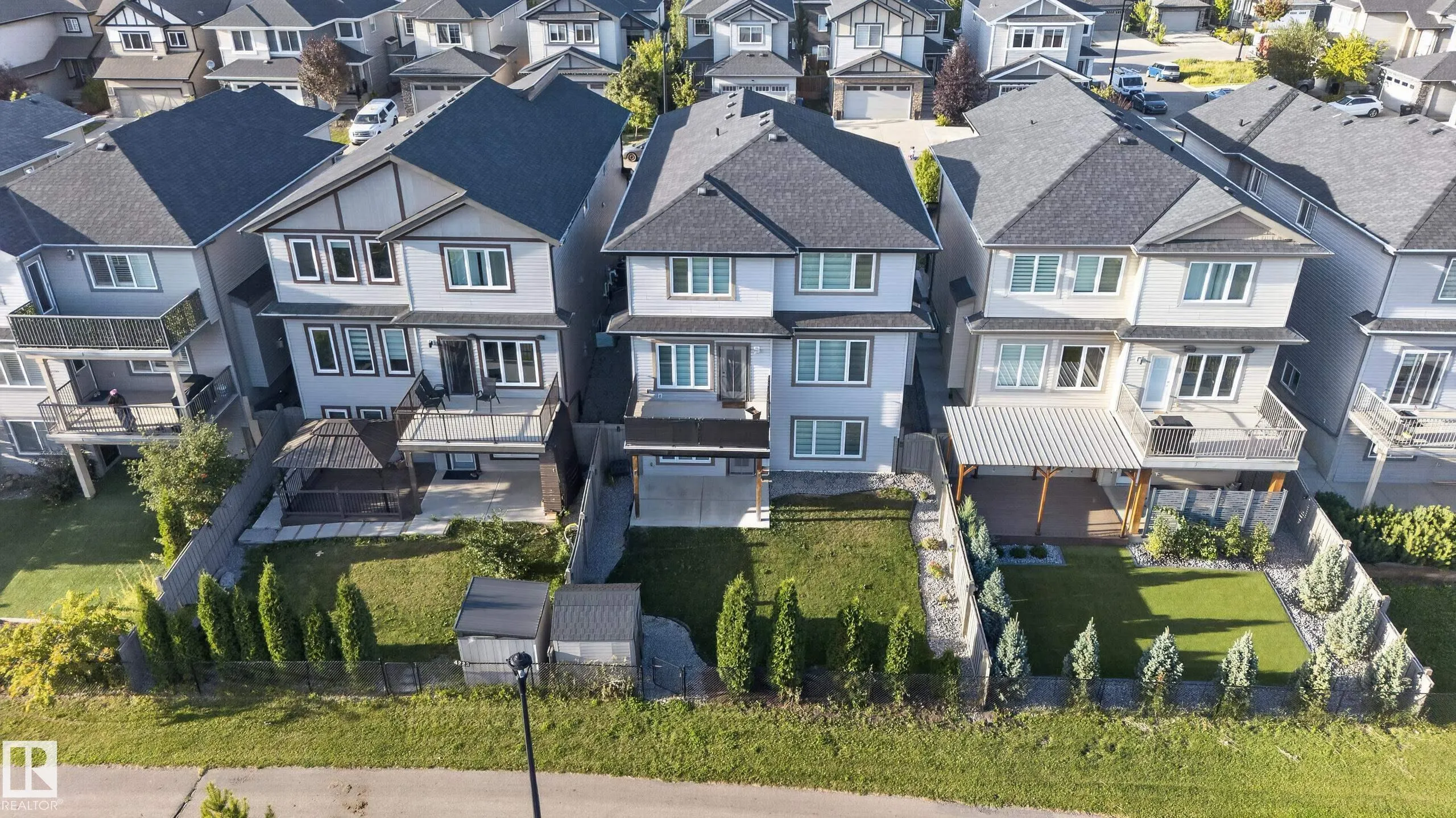 4225 CHARLES Close