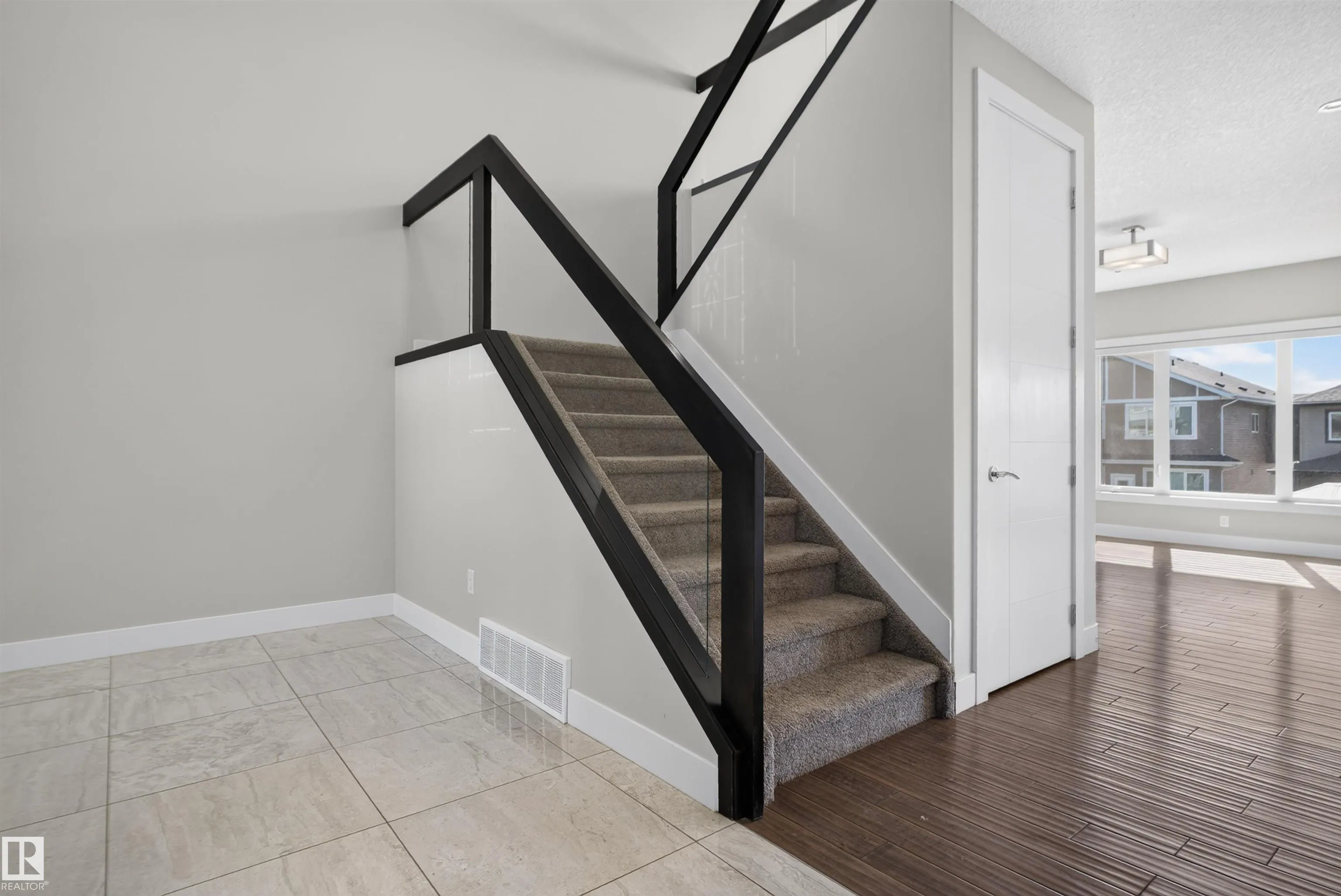 4225 CHARLES Close