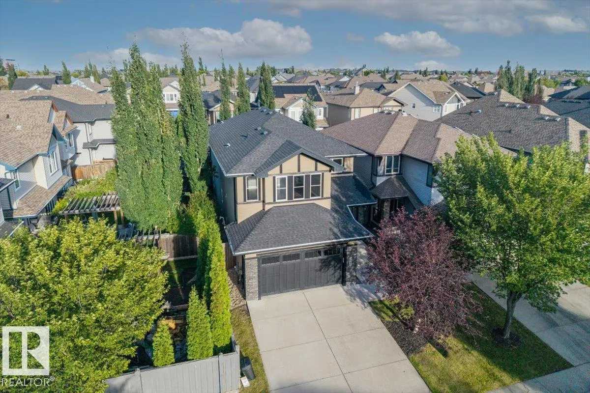 1090 ARMITAGE Crescent