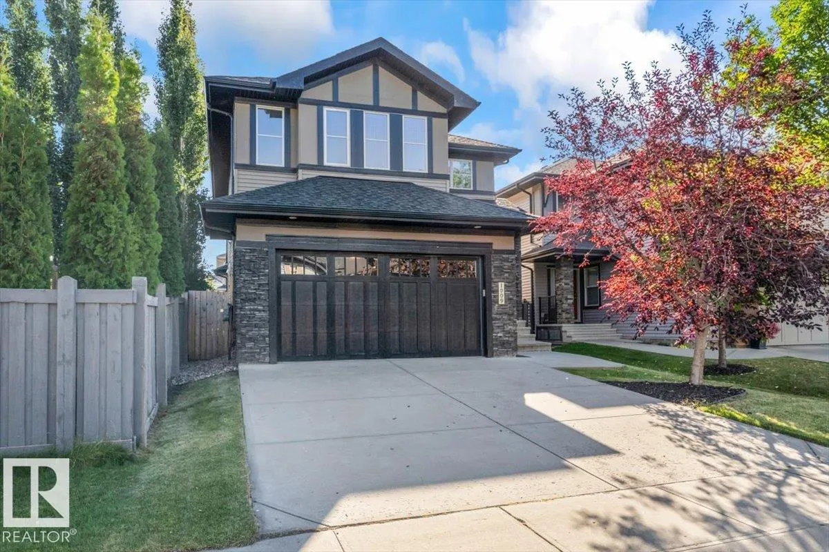 1090 ARMITAGE Crescent