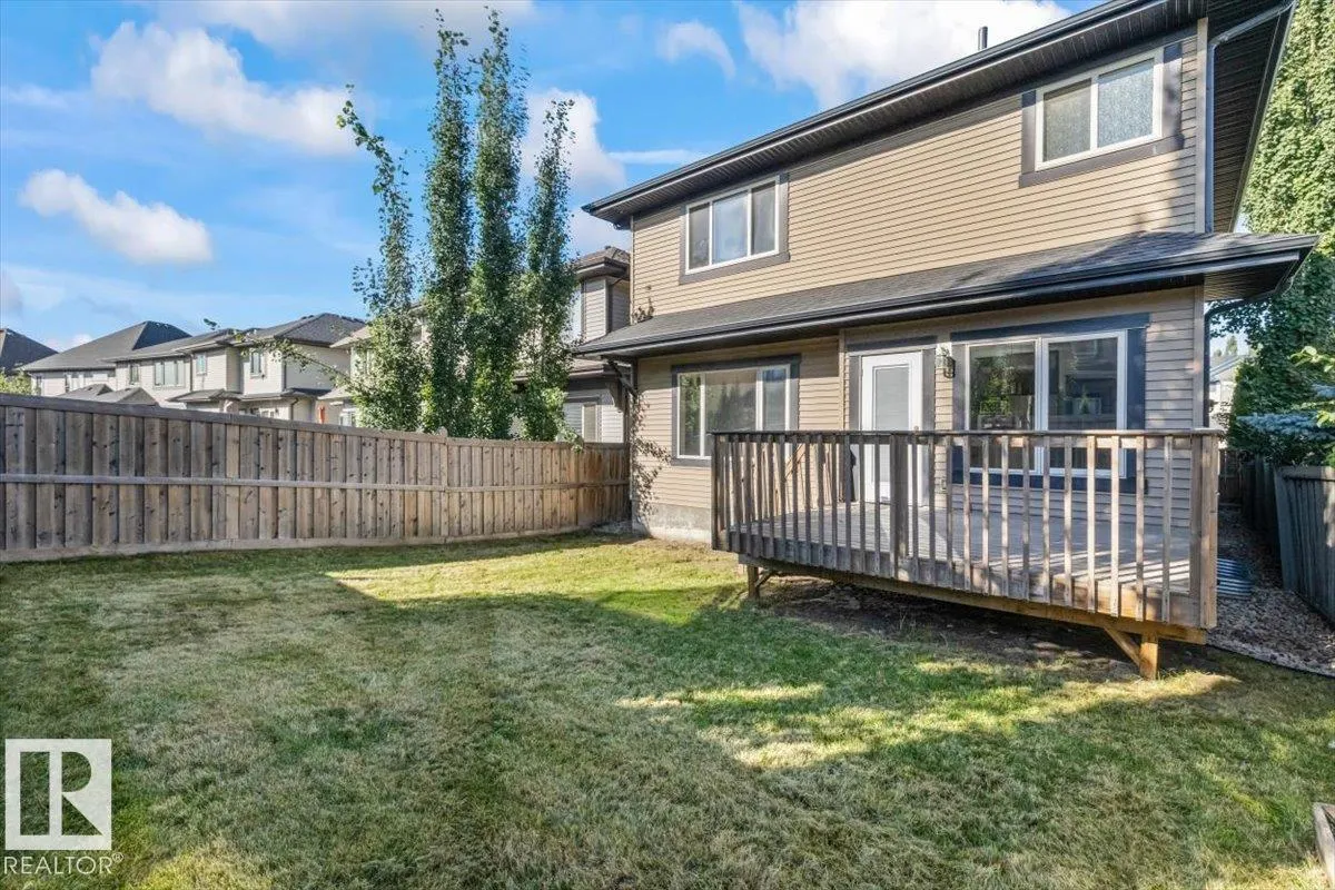 1090 ARMITAGE Crescent