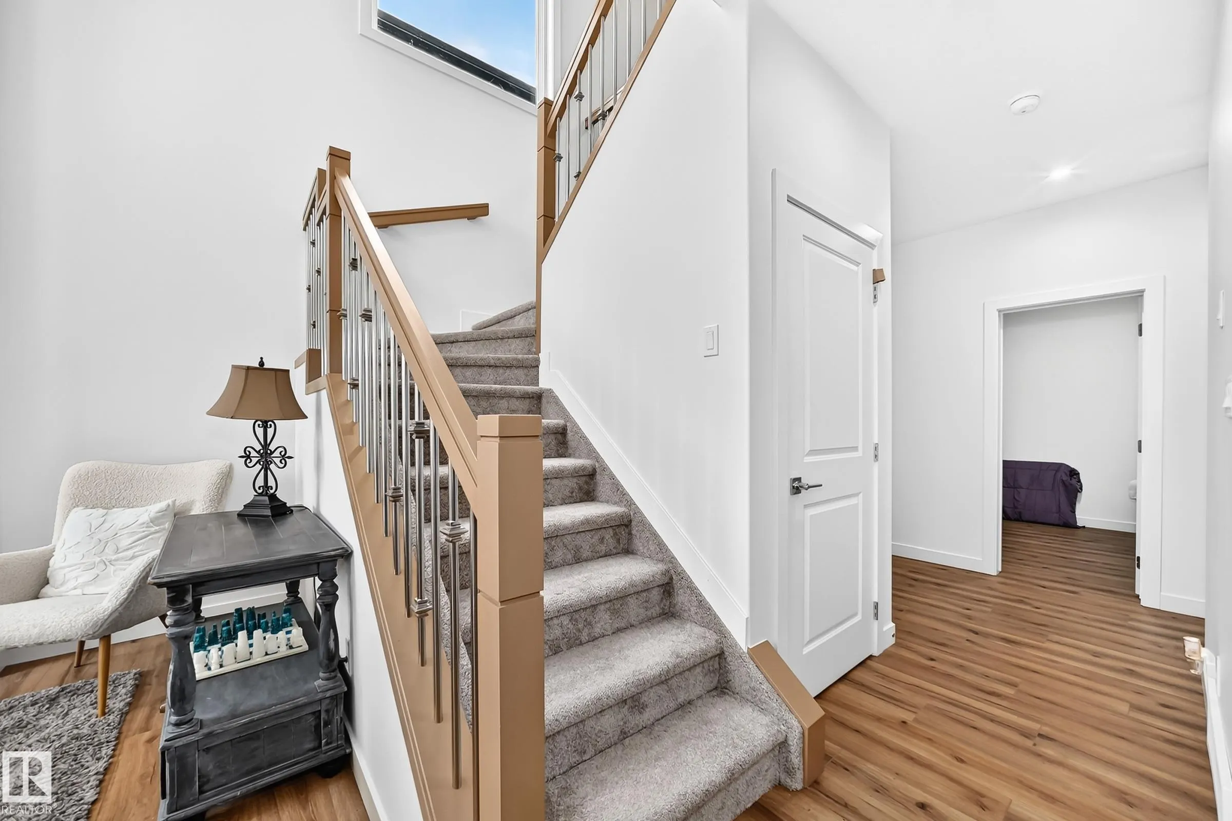 215 SAVOY Crescent