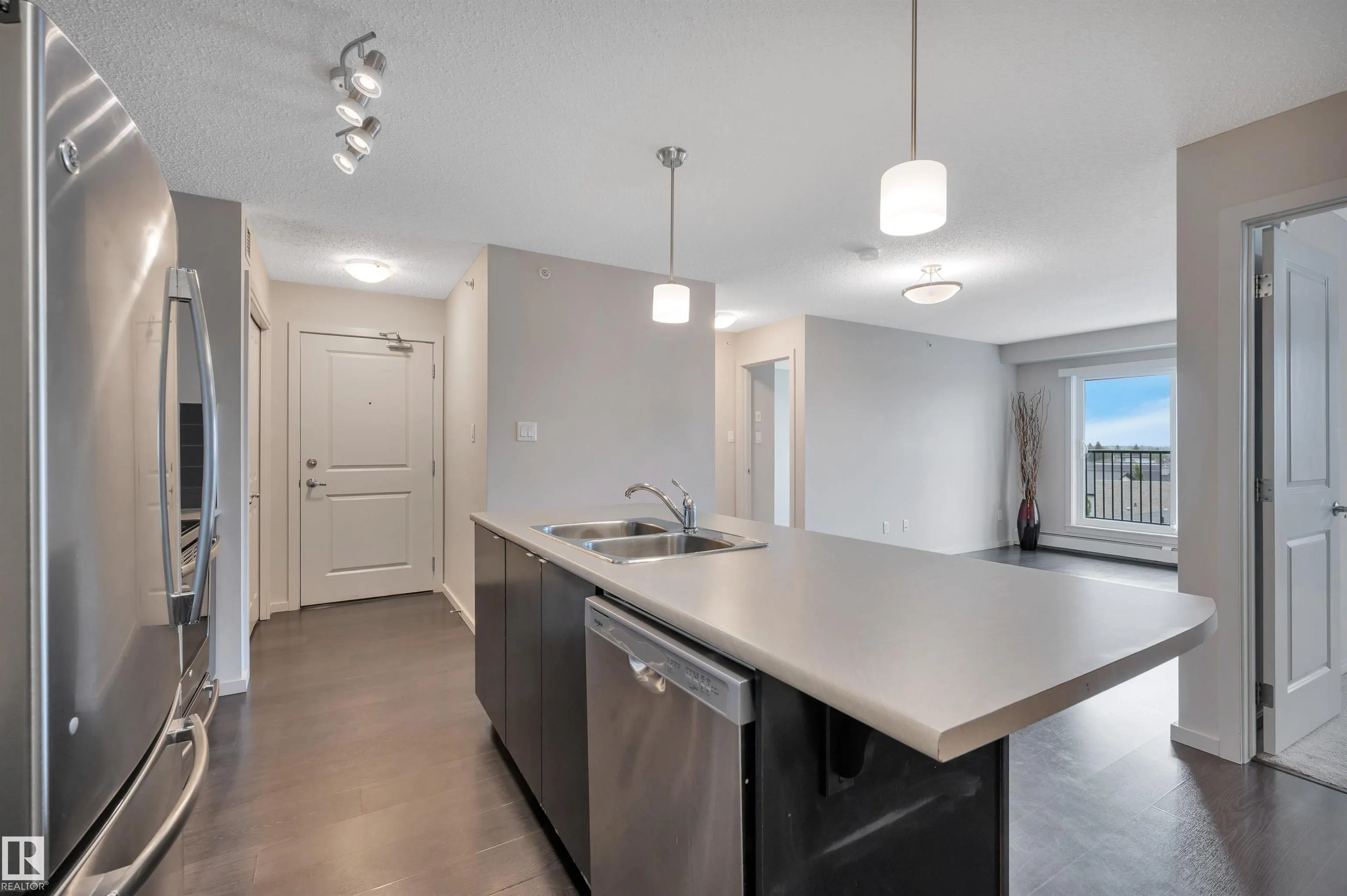 348 WINDERMERE Road