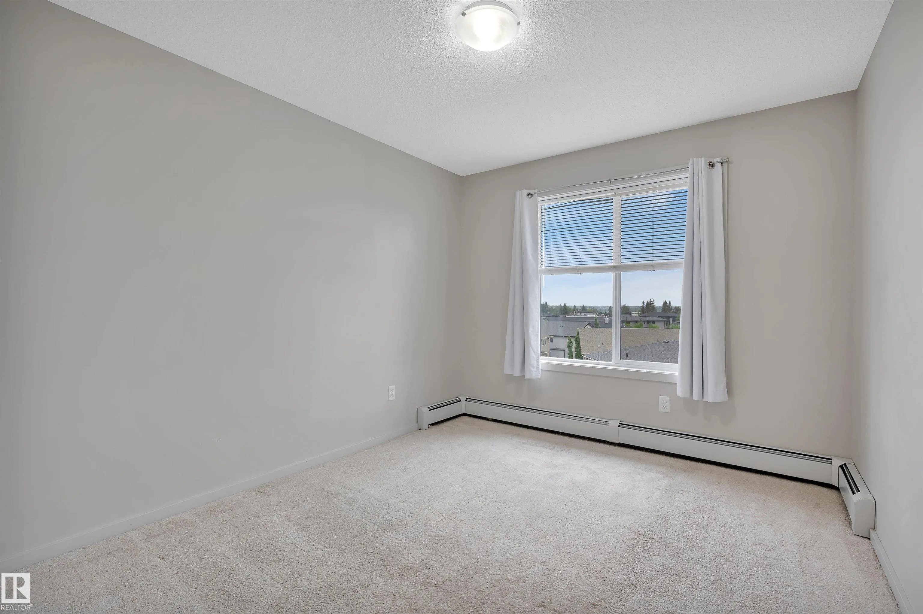 348 WINDERMERE Road