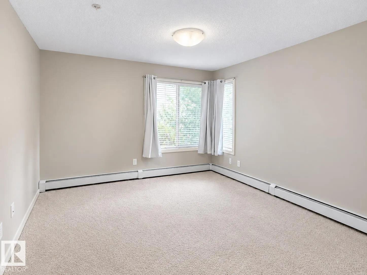 340 WINDERMERE Road