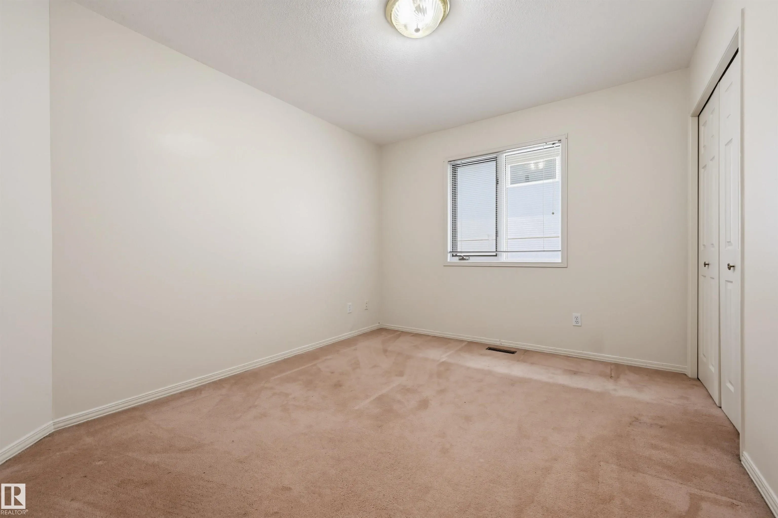 11107 UNIVERSITY Avenue